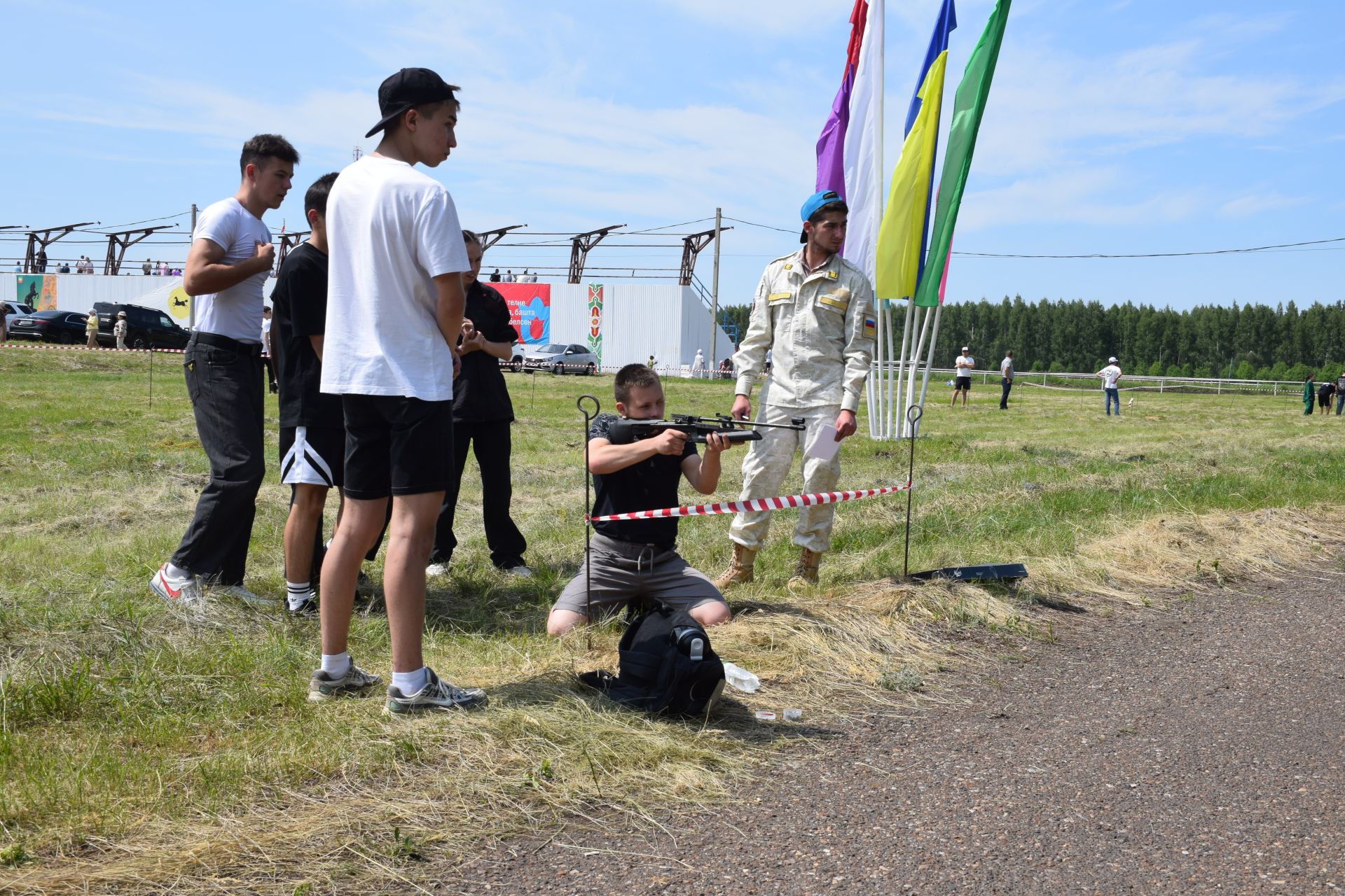 «Тропа мужества» и трофеи СВО: патриотическая площадка фонда «Все для Победы Нурлат» стала центром притяжения на Сабантуе