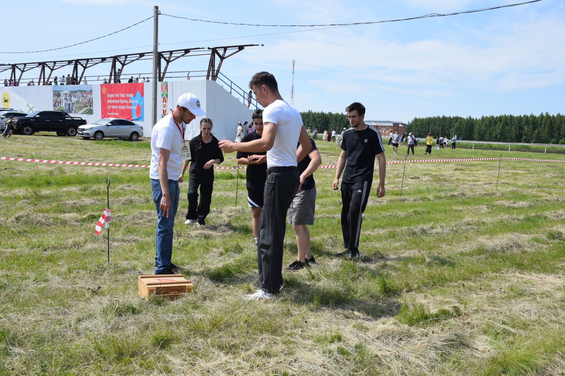 «Тропа мужества» и трофеи СВО: патриотическая площадка фонда «Все для Победы Нурлат» стала центром притяжения на Сабантуе
