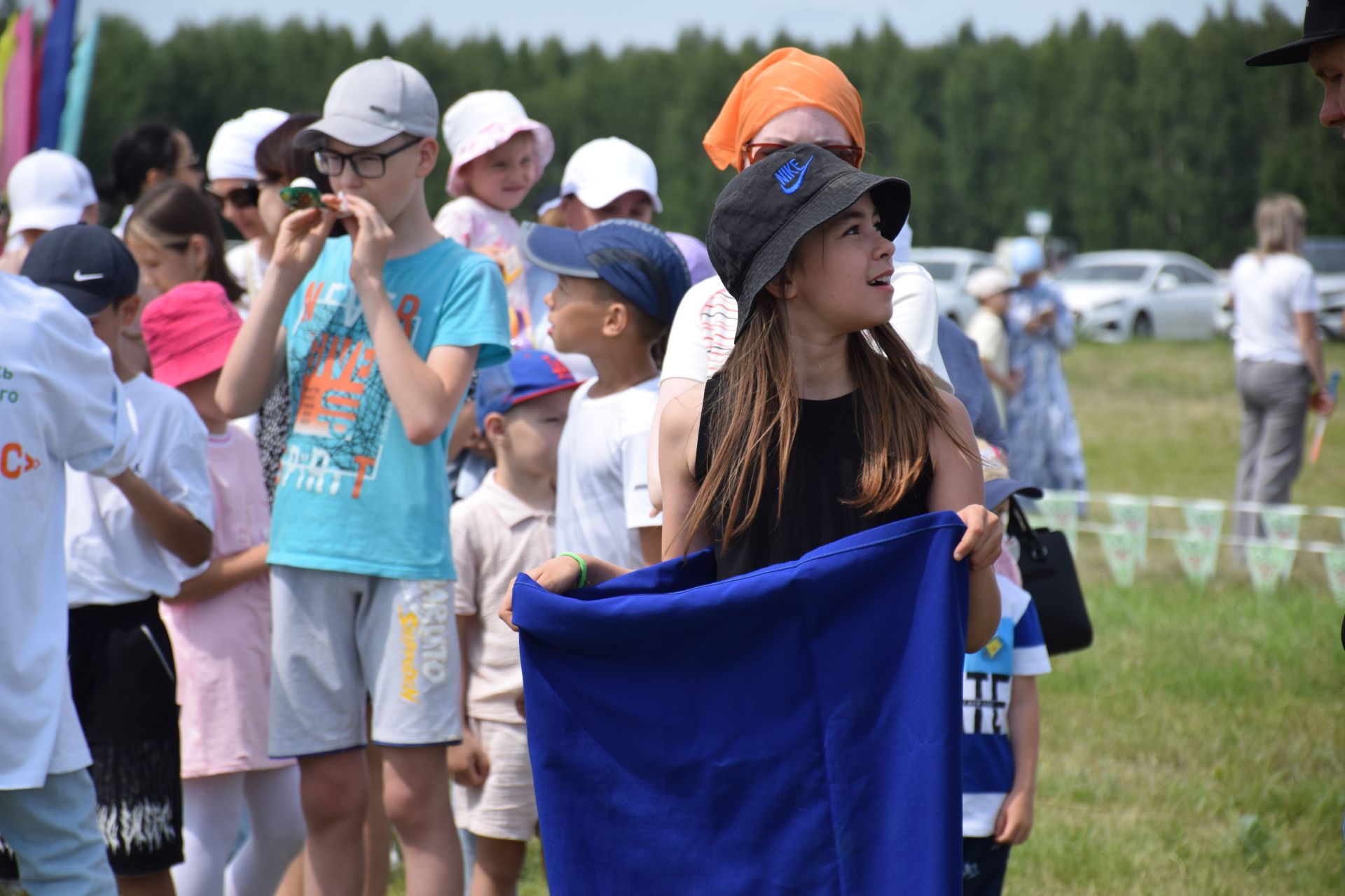 Захит Зядитов из Нового Иглайкина покорил 12-метровый шест на Сабантуе в Нурлате