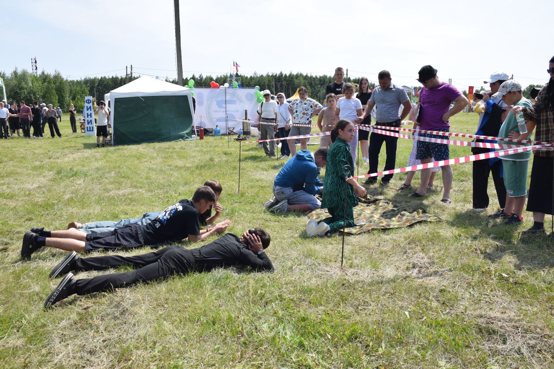 «Тропа мужества» и трофеи СВО: патриотическая площадка фонда «Все для Победы Нурлат» стала центром притяжения на Сабантуе