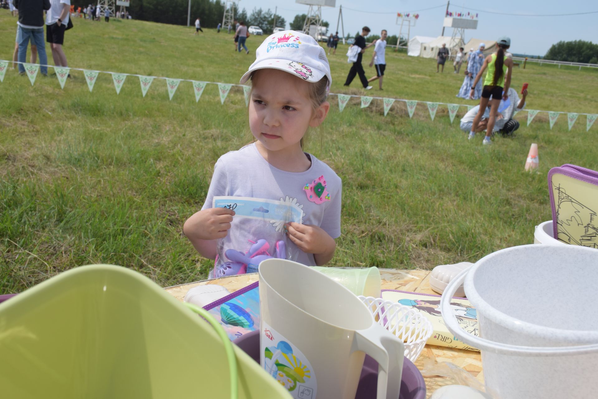 Захит Зядитов из Нового Иглайкина покорил 12-метровый шест на Сабантуе в Нурлате