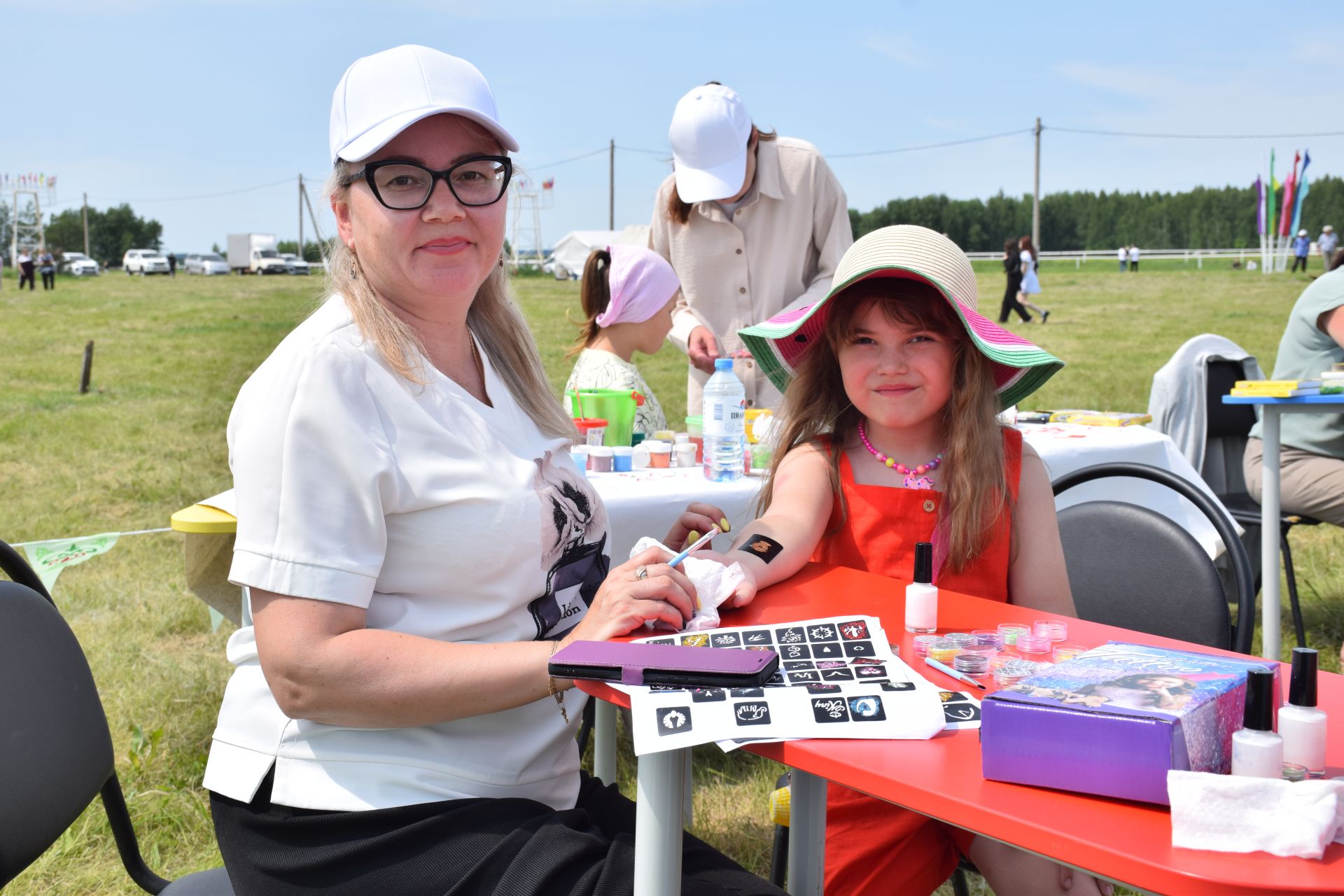 Захит Зядитов из Нового Иглайкина покорил 12-метровый шест на Сабантуе в Нурлате