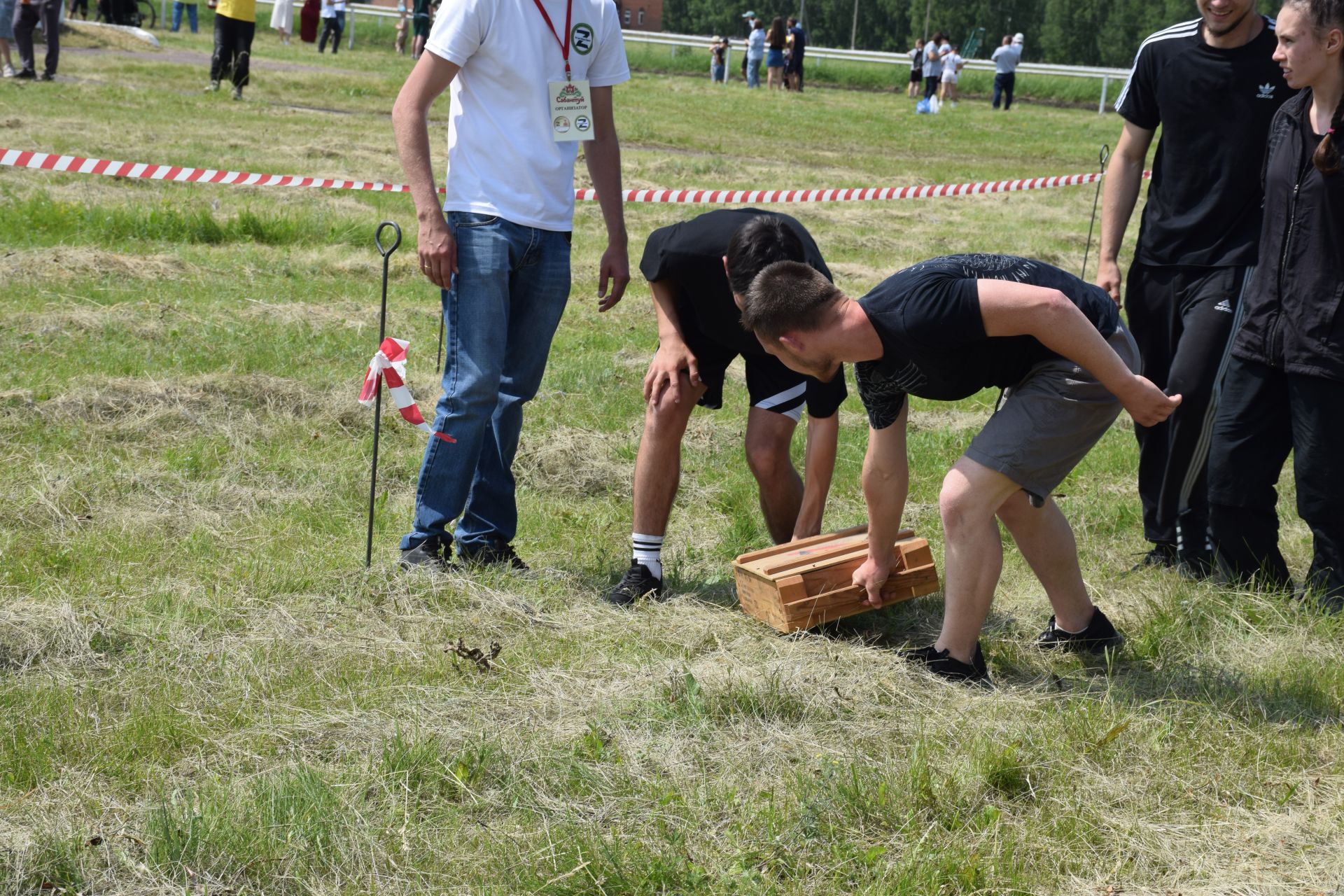 «Тропа мужества» и трофеи СВО: патриотическая площадка фонда «Все для Победы Нурлат» стала центром притяжения на Сабантуе