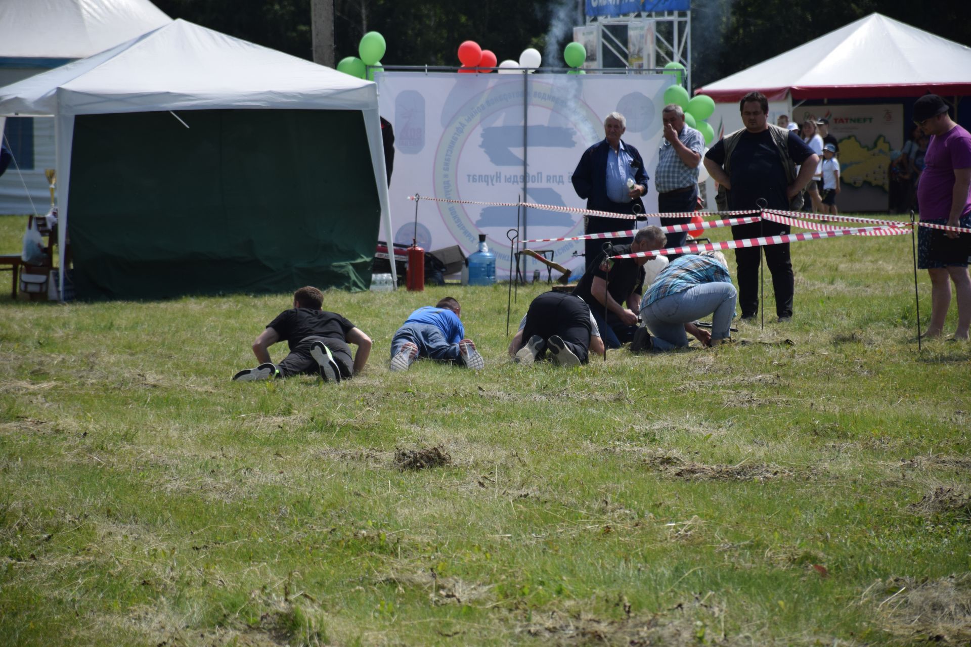 «Тропа мужества» и трофеи СВО: патриотическая площадка фонда «Все для Победы Нурлат» стала центром притяжения на Сабантуе