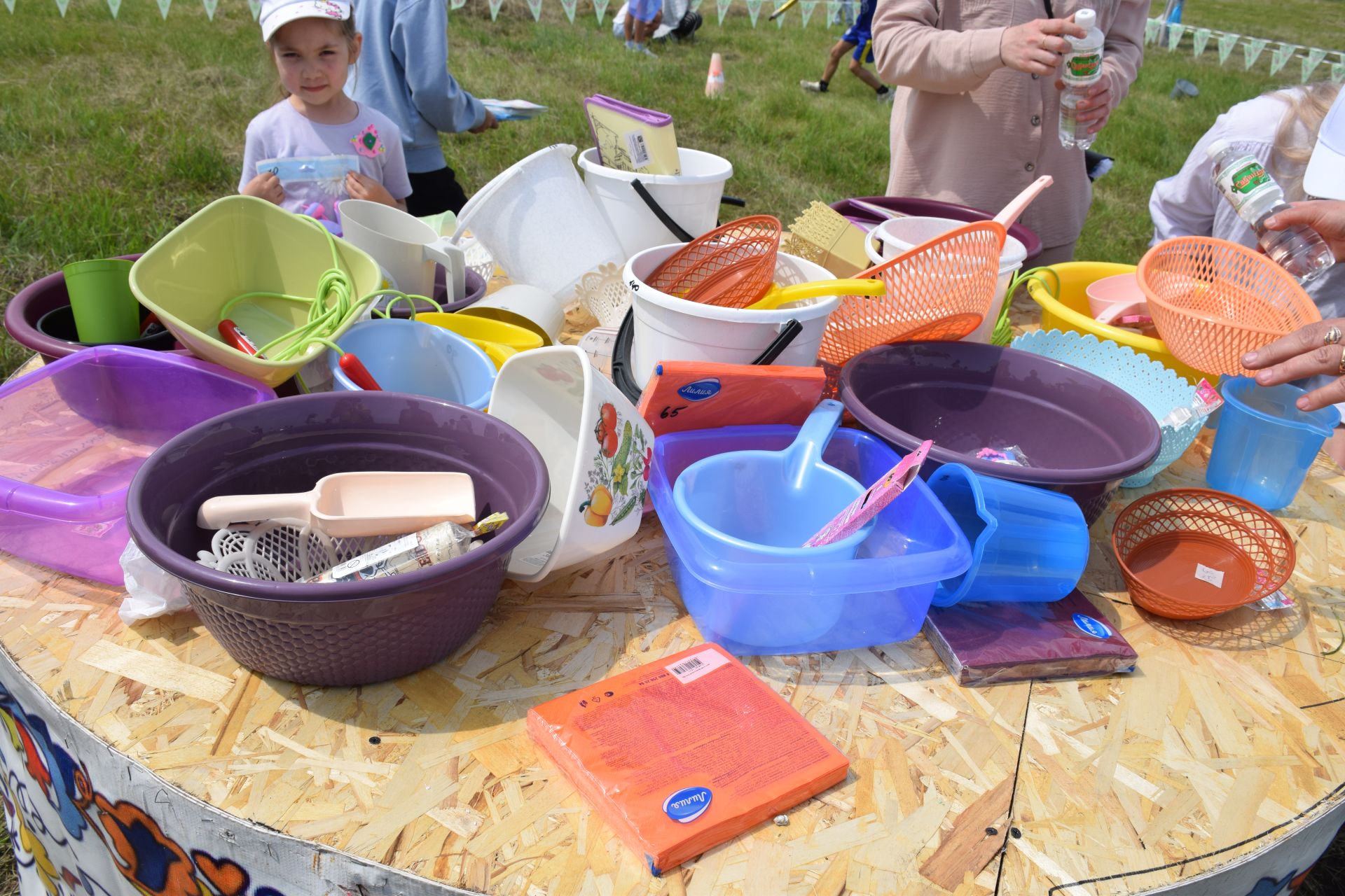 Захит Зядитов из Нового Иглайкина покорил 12-метровый шест на Сабантуе в Нурлате