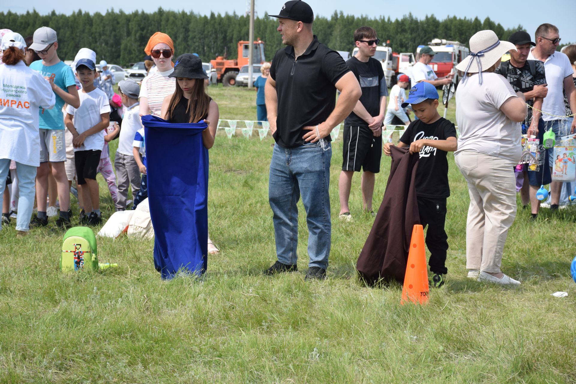 Захит Зядитов из Нового Иглайкина покорил 12-метровый шест на Сабантуе в Нурлате