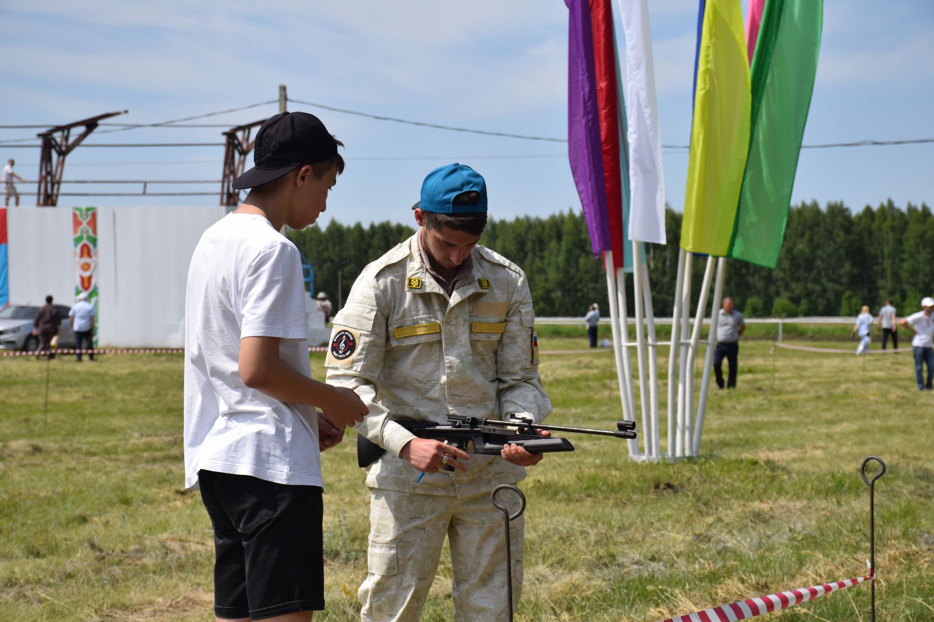 «Тропа мужества» и трофеи СВО: патриотическая площадка фонда «Все для Победы Нурлат» стала центром притяжения на Сабантуе