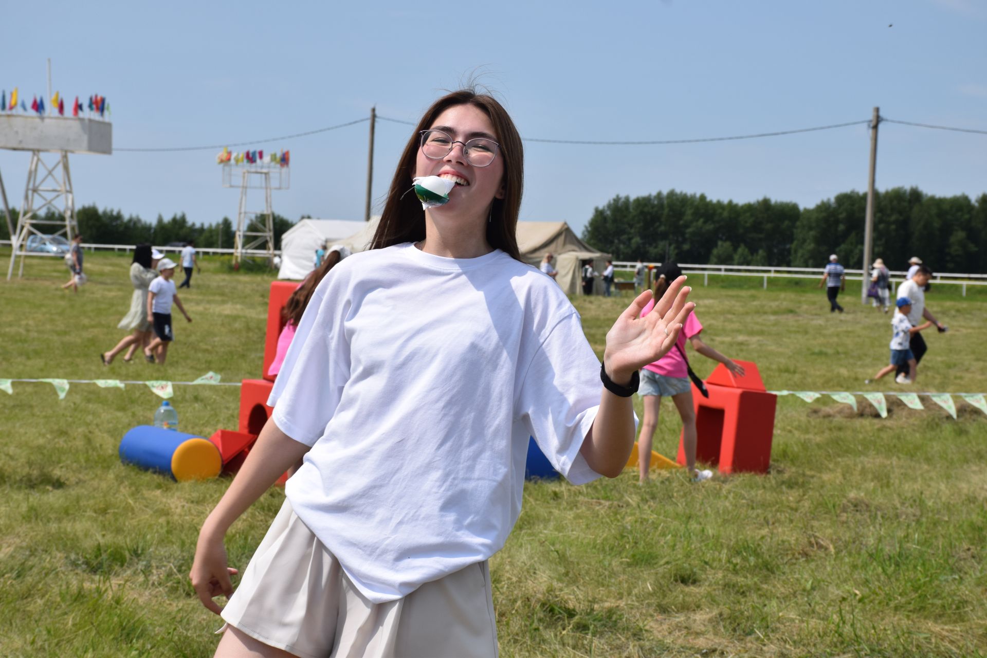 Захит Зядитов из Нового Иглайкина покорил 12-метровый шест на Сабантуе в Нурлате