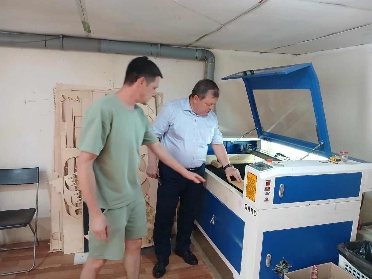 Дамир Ишкинеев посетил производство предпринимателей Нурлатского района