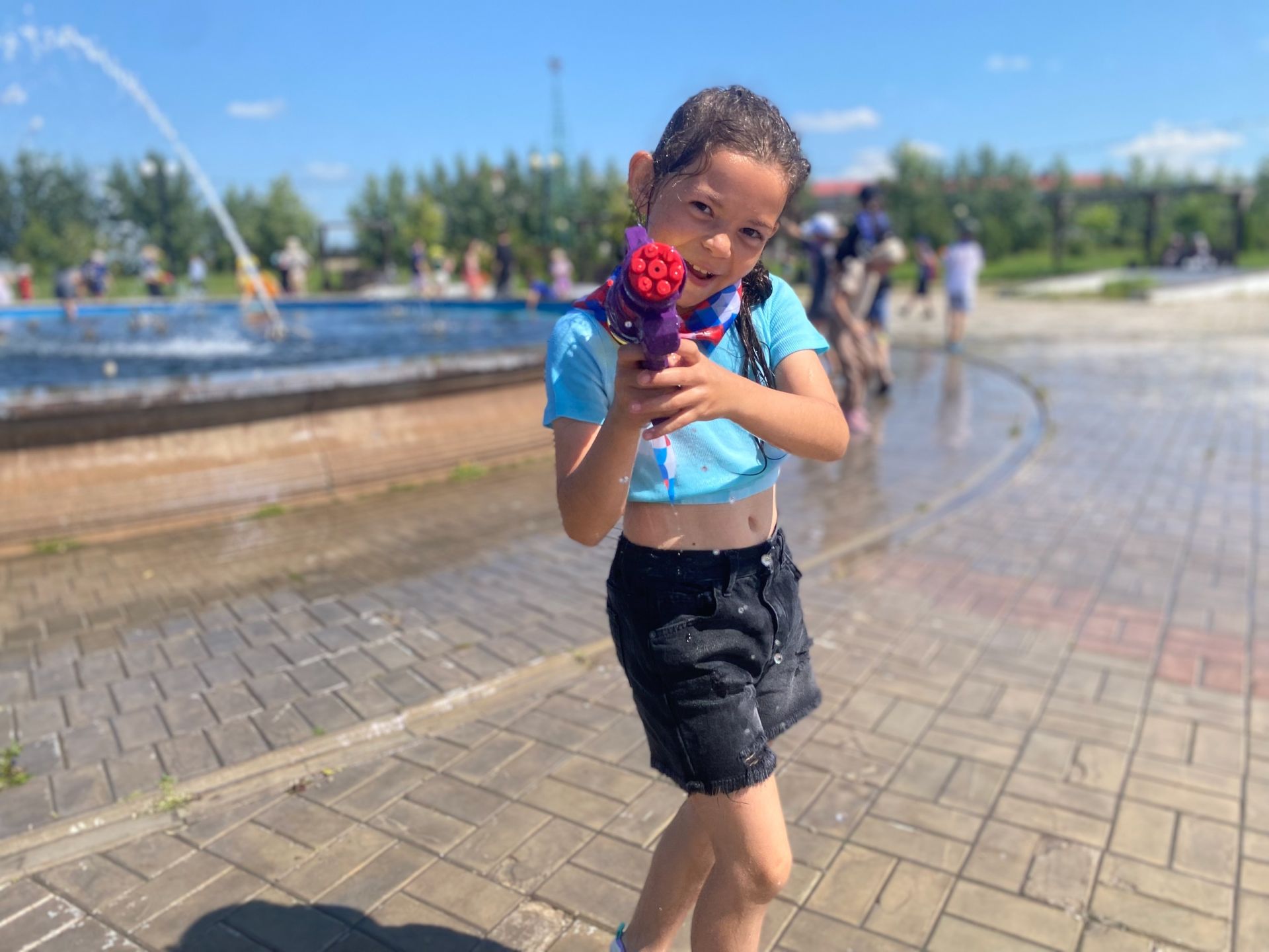 День Нептуна, интеллектуальные баталии и забота о безопасности: как проводят время в лагере «Мечта»