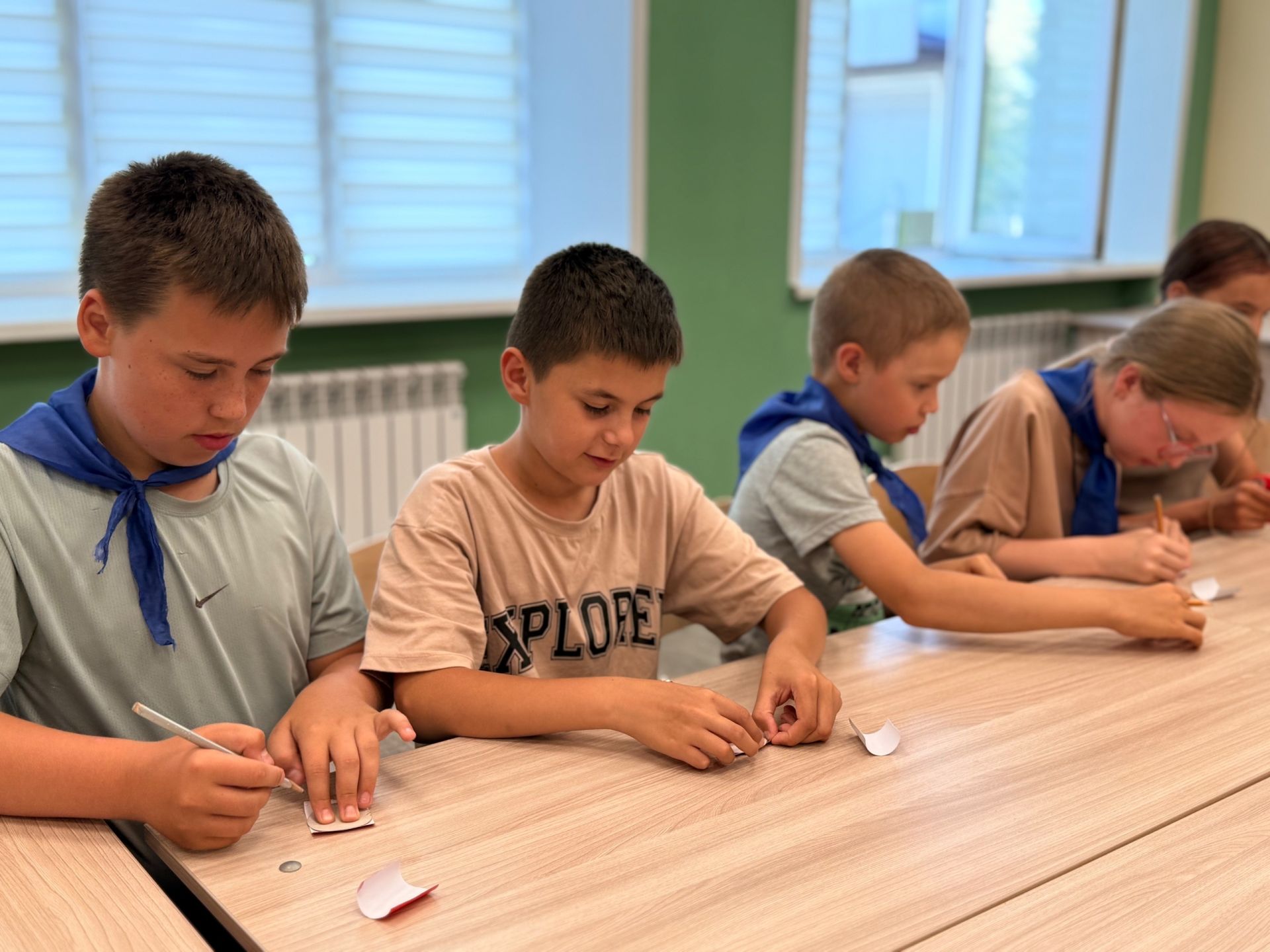 День Нептуна, интеллектуальные баталии и забота о безопасности: как проводят время в лагере «Мечта»