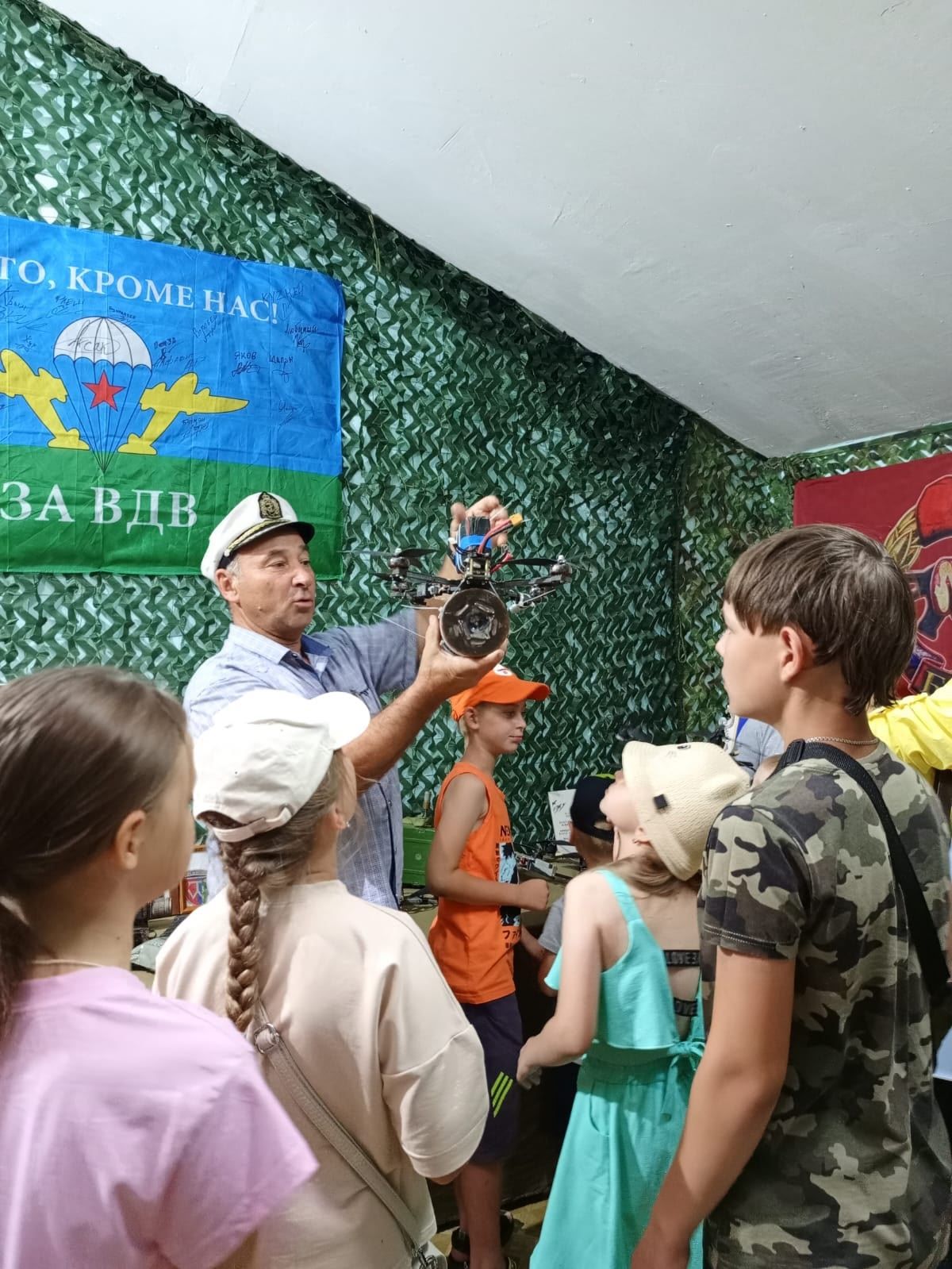«Ильинский росточек» в гостях у героев тыла: дети Нурлата прикоснулись к истории и помогли бойцам