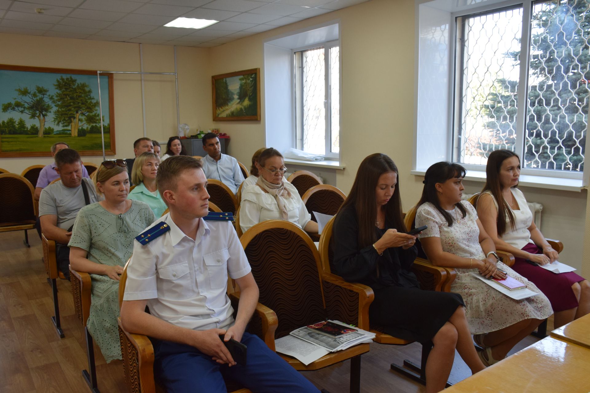 Темой разговора на внеочередном заседании комиссии по БДД в Нурлате стало столкновение юного питбайкера с автомобилем