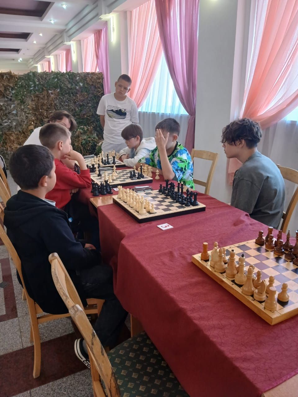 Юные шахматисты района отметили Международный день шахмат ярким турниром