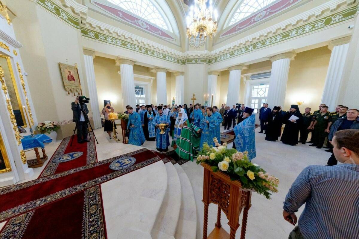 Патриарх Кирилл освятил восстановленный храм Спаса Нерукотворного в Татарстане