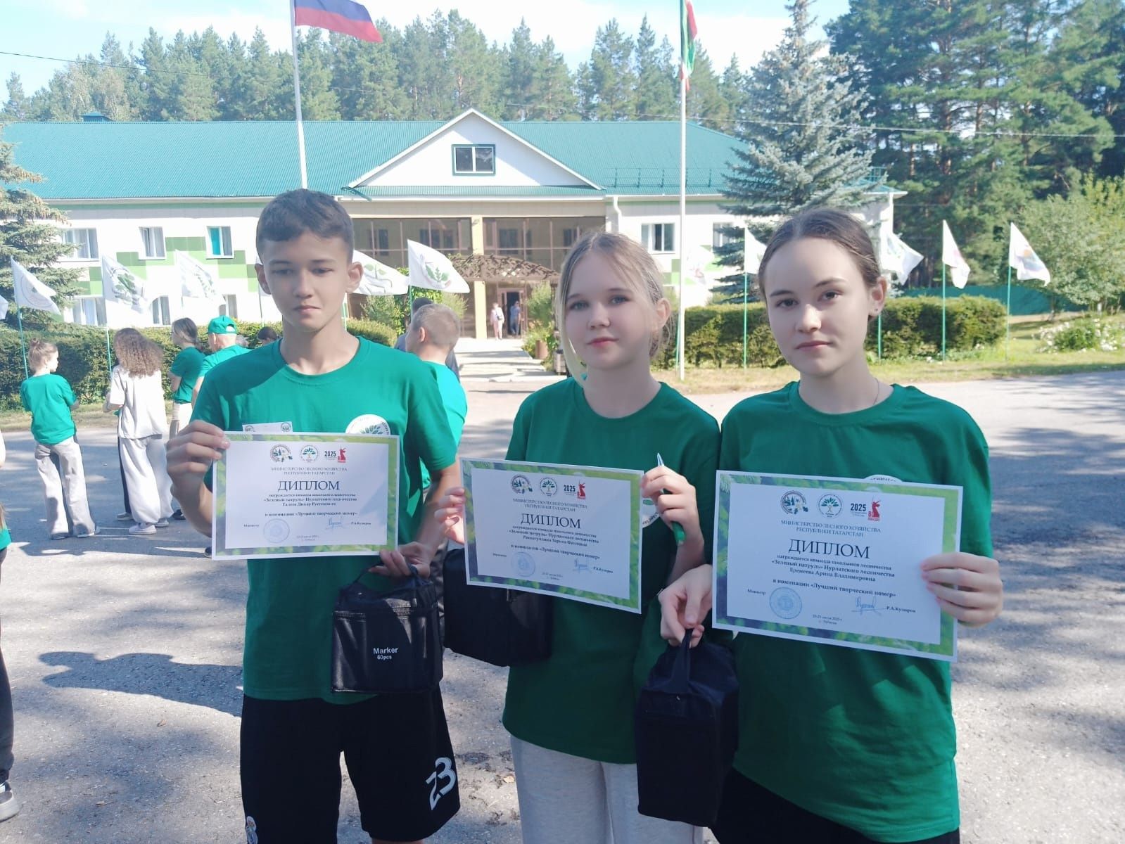 Юные экологи из Биляр-Озера блеснули на республиканском слёте лесничеств
