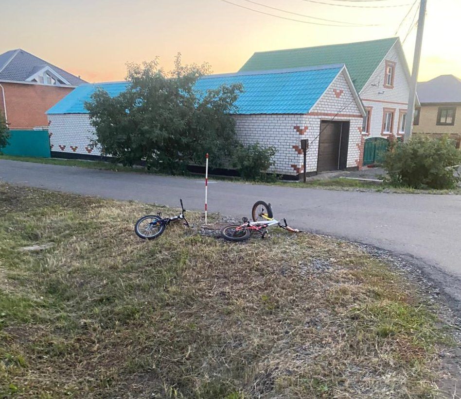 Двое несовершеннолетних велосипедистов пострадали в ДТП в микрорайоне Северо-Восточный Нурлата