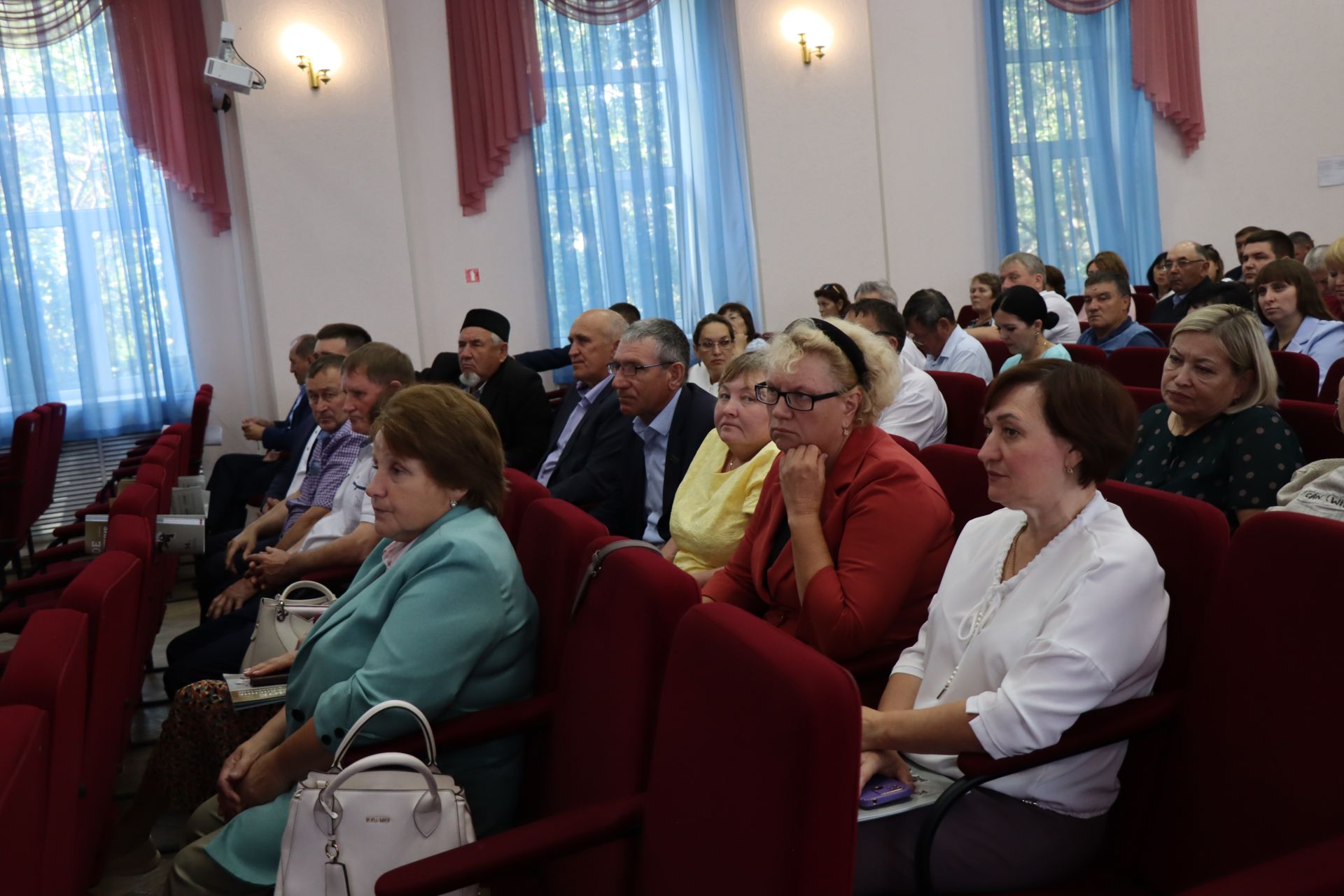 В Нурлате прошло внеочередное заседание комиссии по БДД