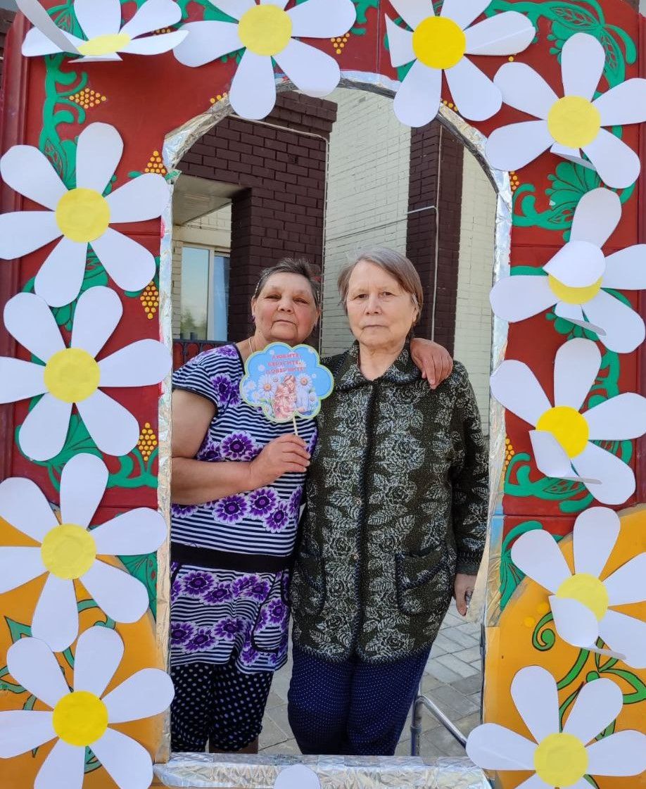 В Нурлатском доме престарелых отметили День семьи, любви и верности теплым праздником