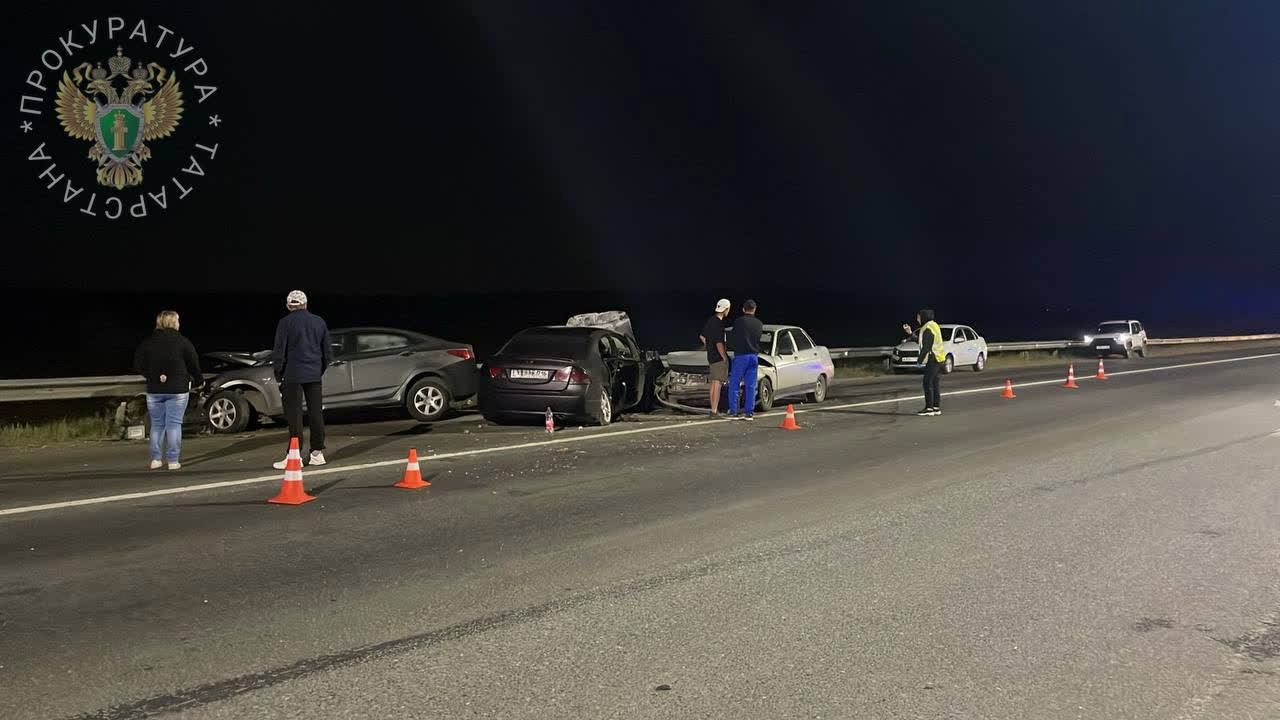 Двое детей погибли в страшном ДТП под Апастово