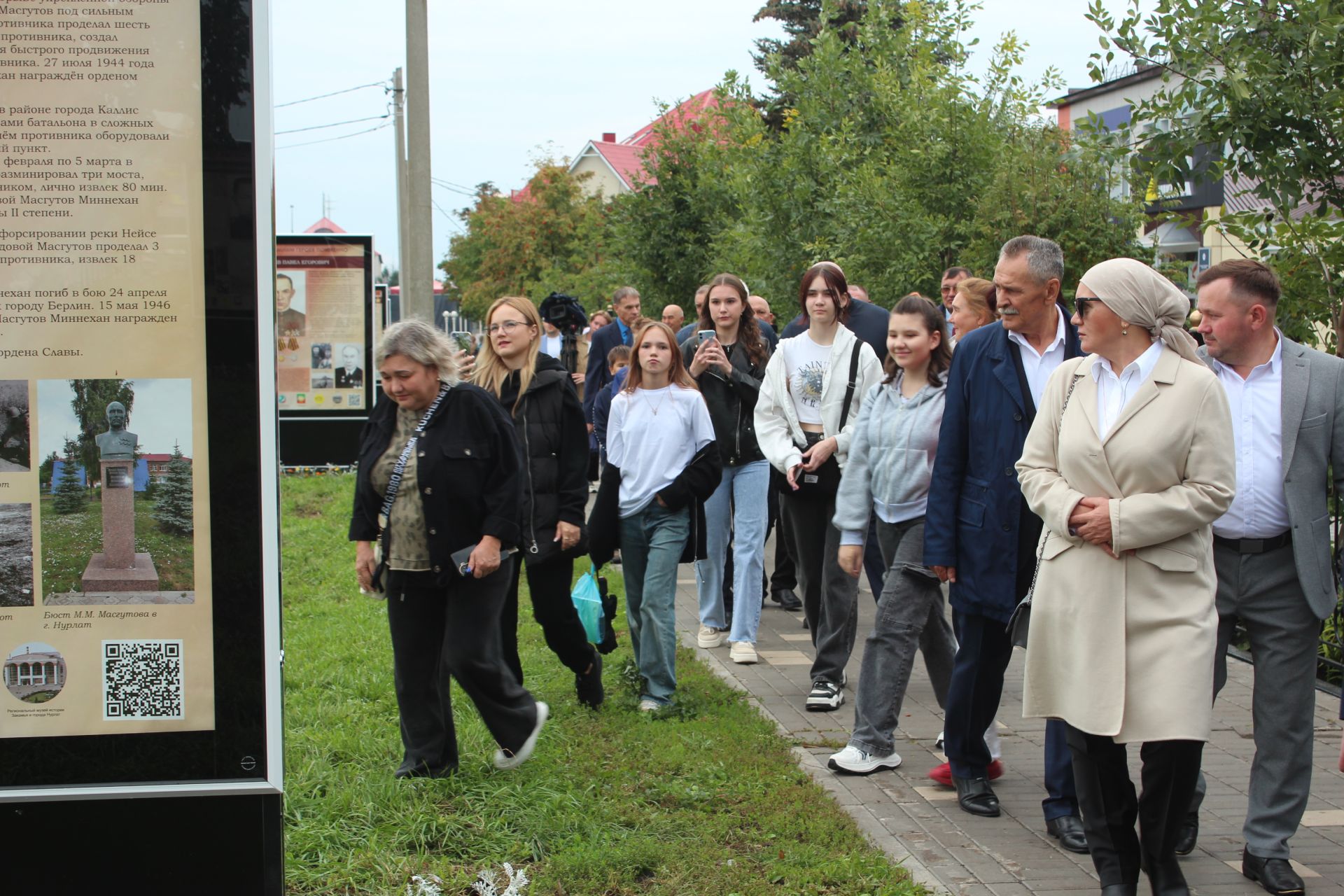 В Нурлате открылась уличная галерея земляков-героев Великой Отечественной войны