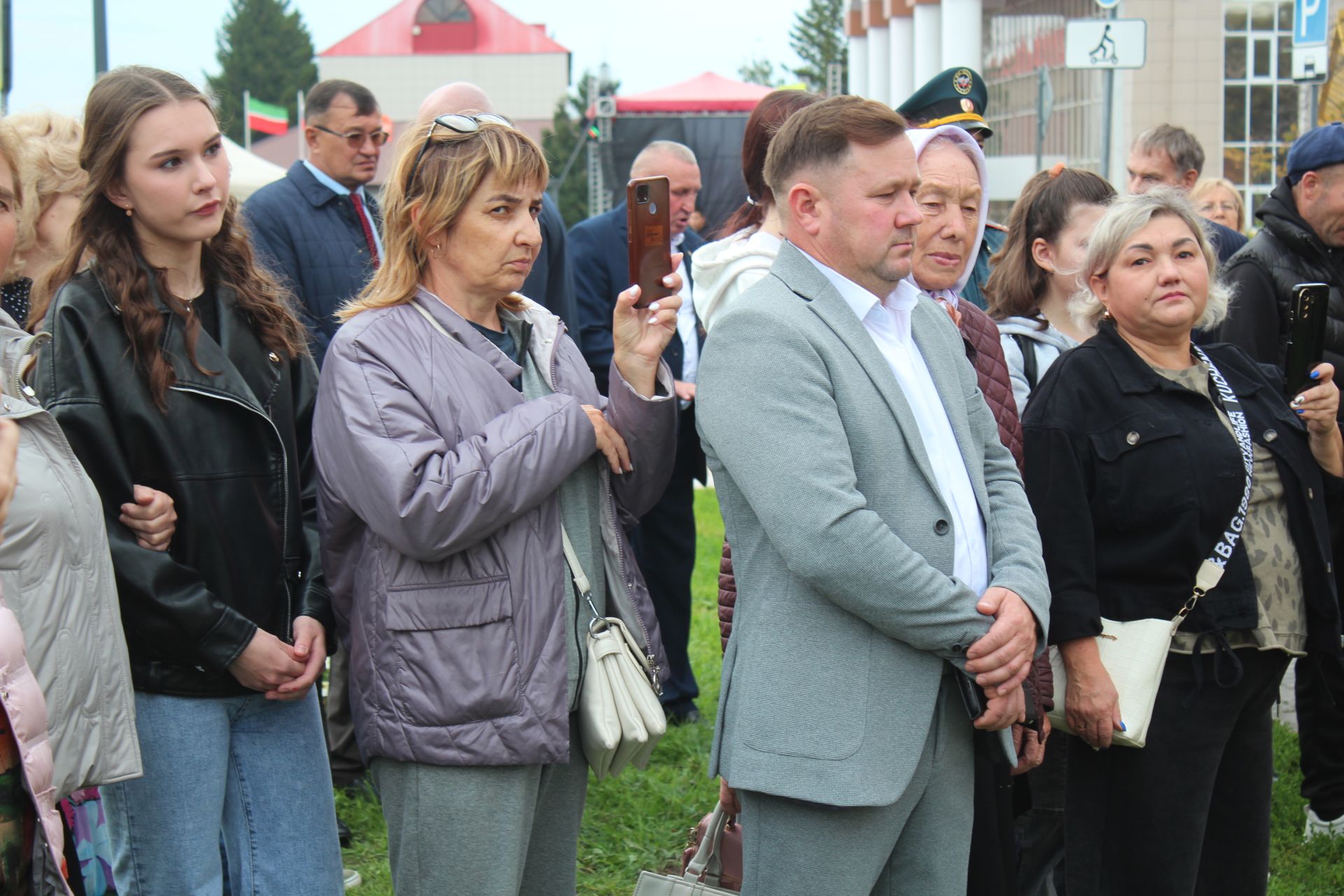 В Нурлате открылась уличная галерея земляков-героев Великой Отечественной войны