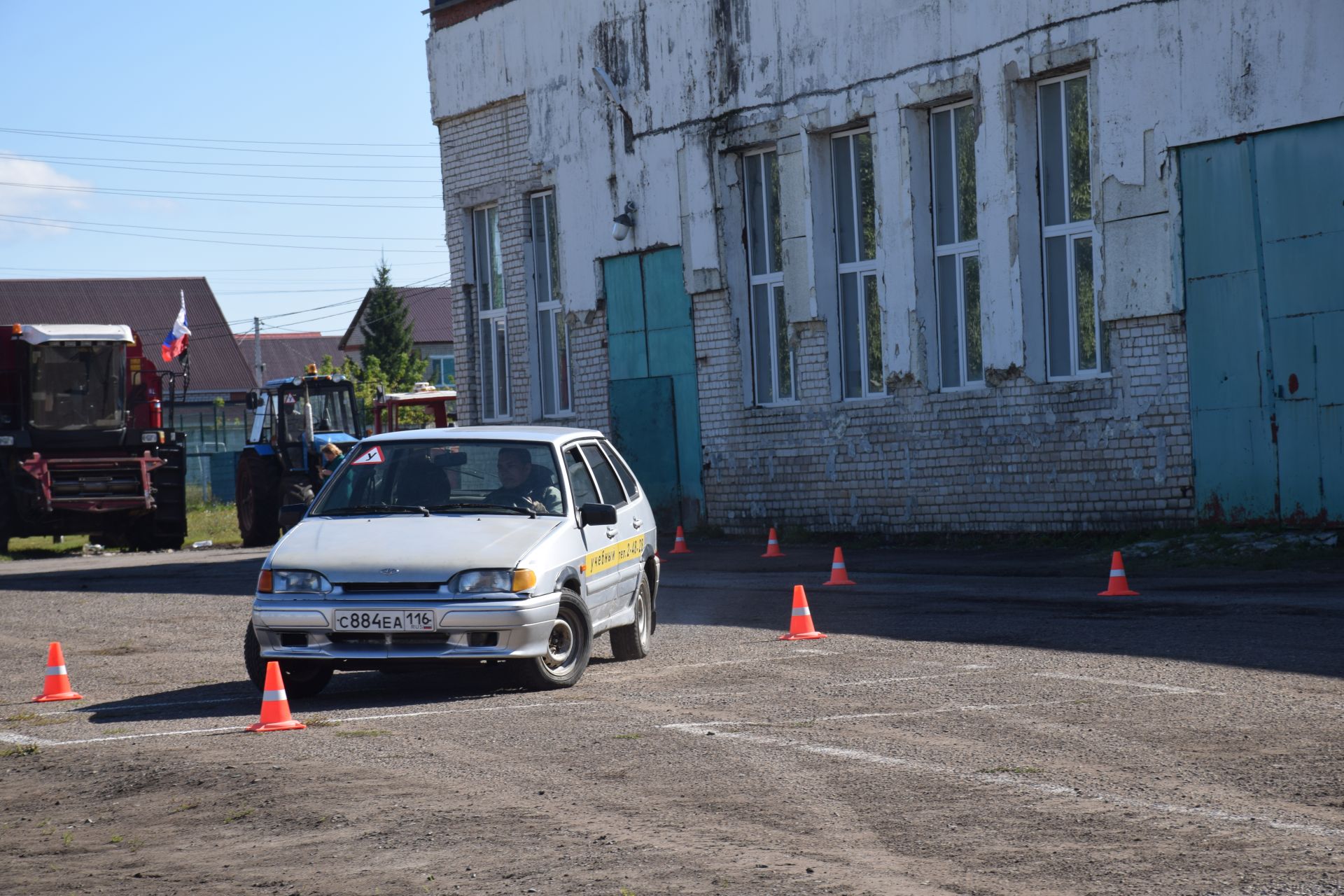 В Нурлате прошел муниципальный этап конкурса «Автосессия»