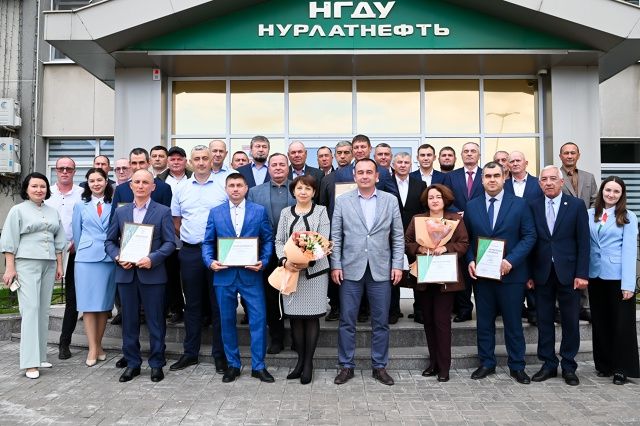 В НГДУ «Нурлатнефть» чествовали лучших работников нефтяной отрасли