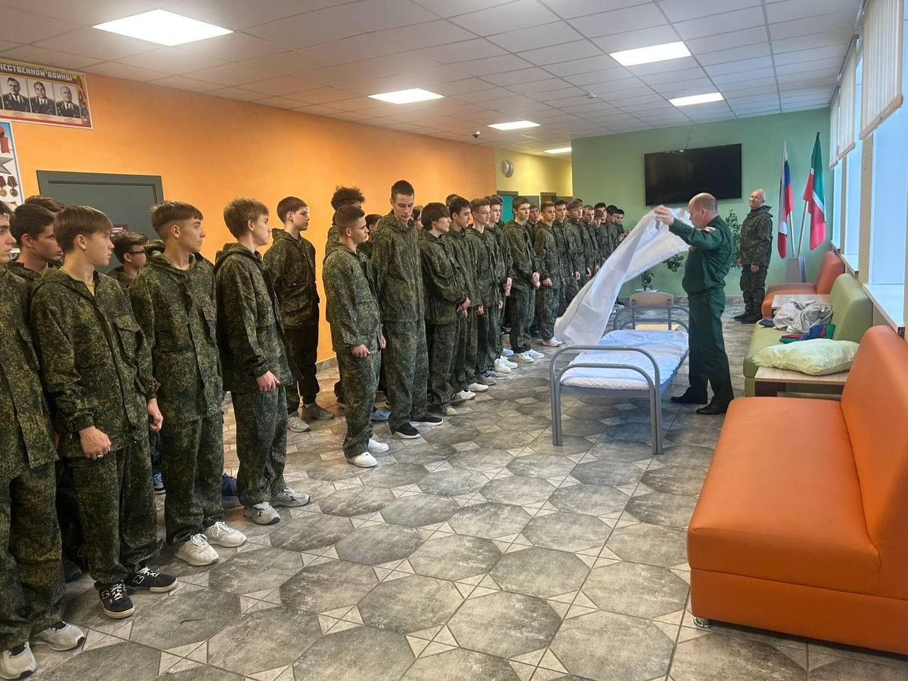 Нурлатские десятиклассники отправились на учебные сборы в Чистополь