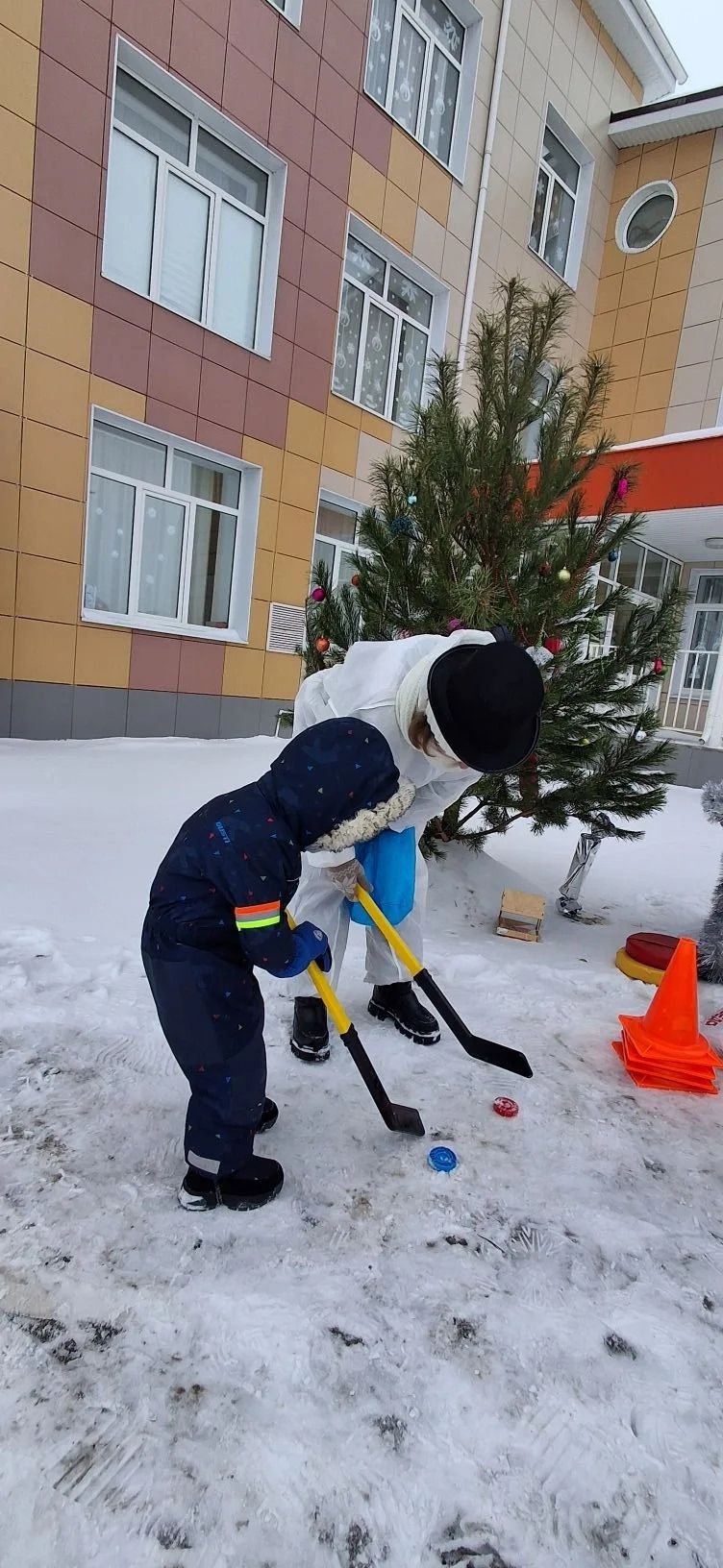 В детском саду «Буратино» Нурлата прошел сказочный новогодний квест