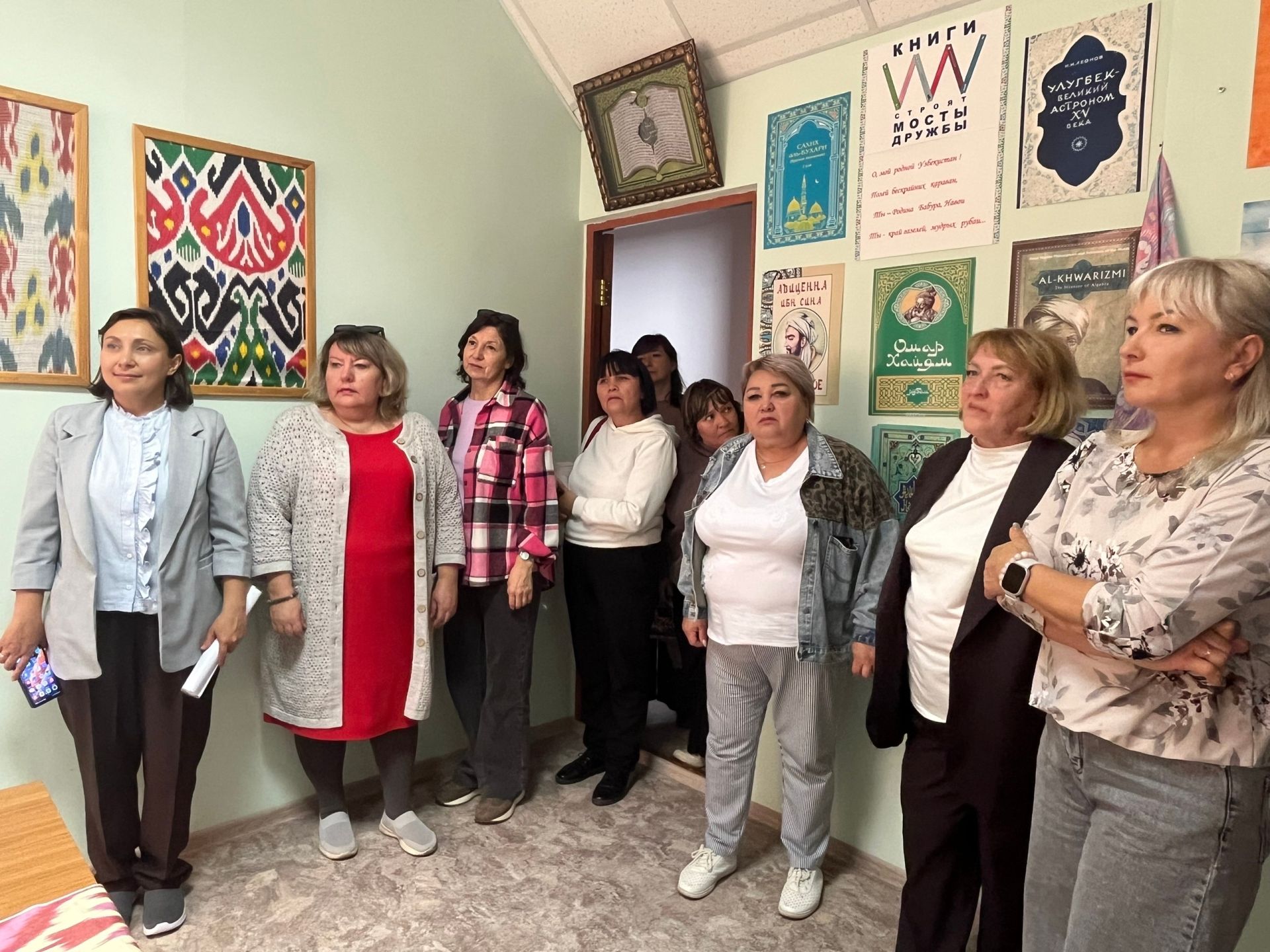 Воспитатели детсада «Камыр Батыр» посетили Дом Дружбы народов