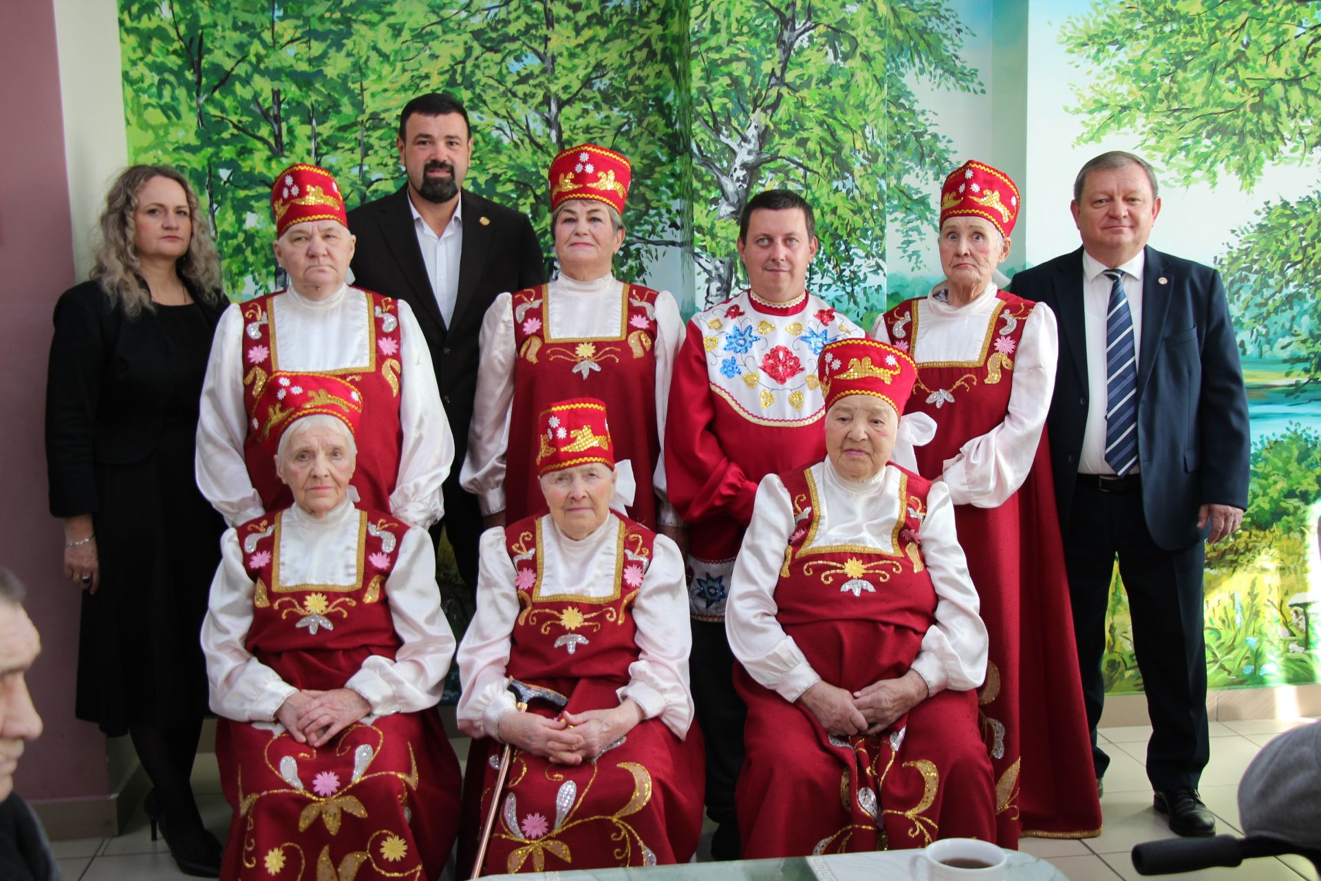 Дамир Ишкинеев навестил постояльцев Нурлатского дома-интерната