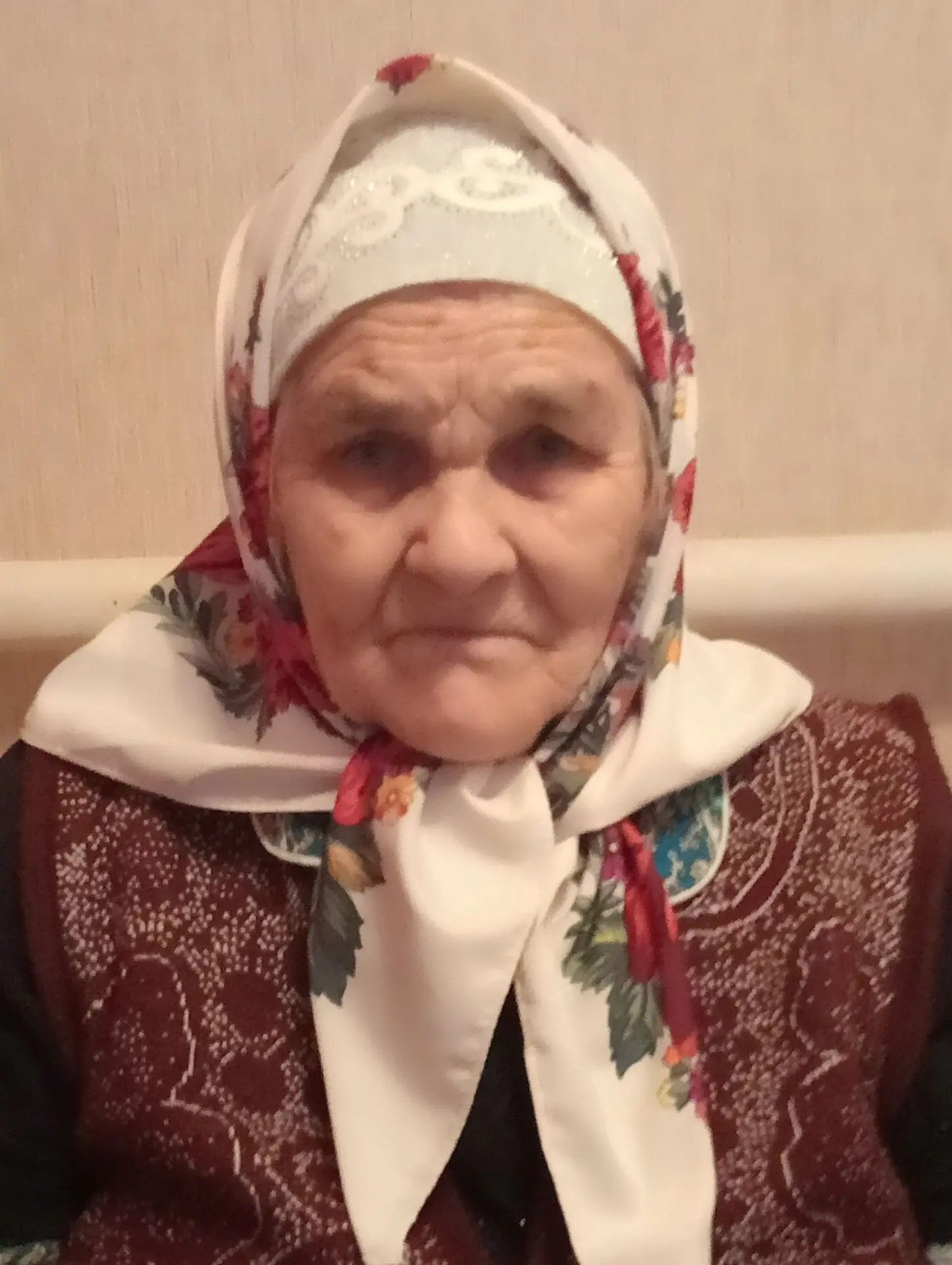 Газета укучыбыз үзенең әнисе турында сөйли