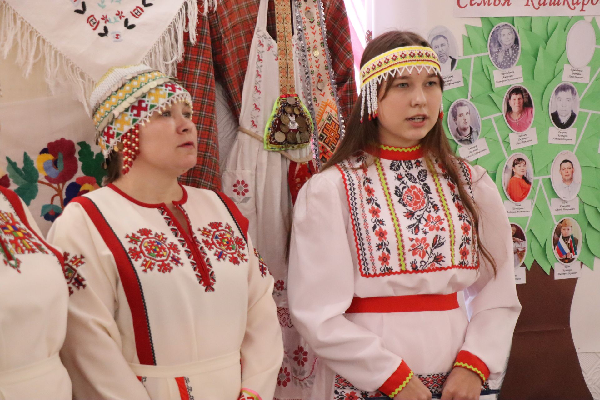 Родословная – живая история: в Нурлате прошел фестиваль семейных традиций