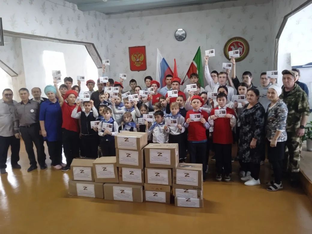 В Кульбаево-Марасинской школе прошла патриотическая акция «Красная ромашка»