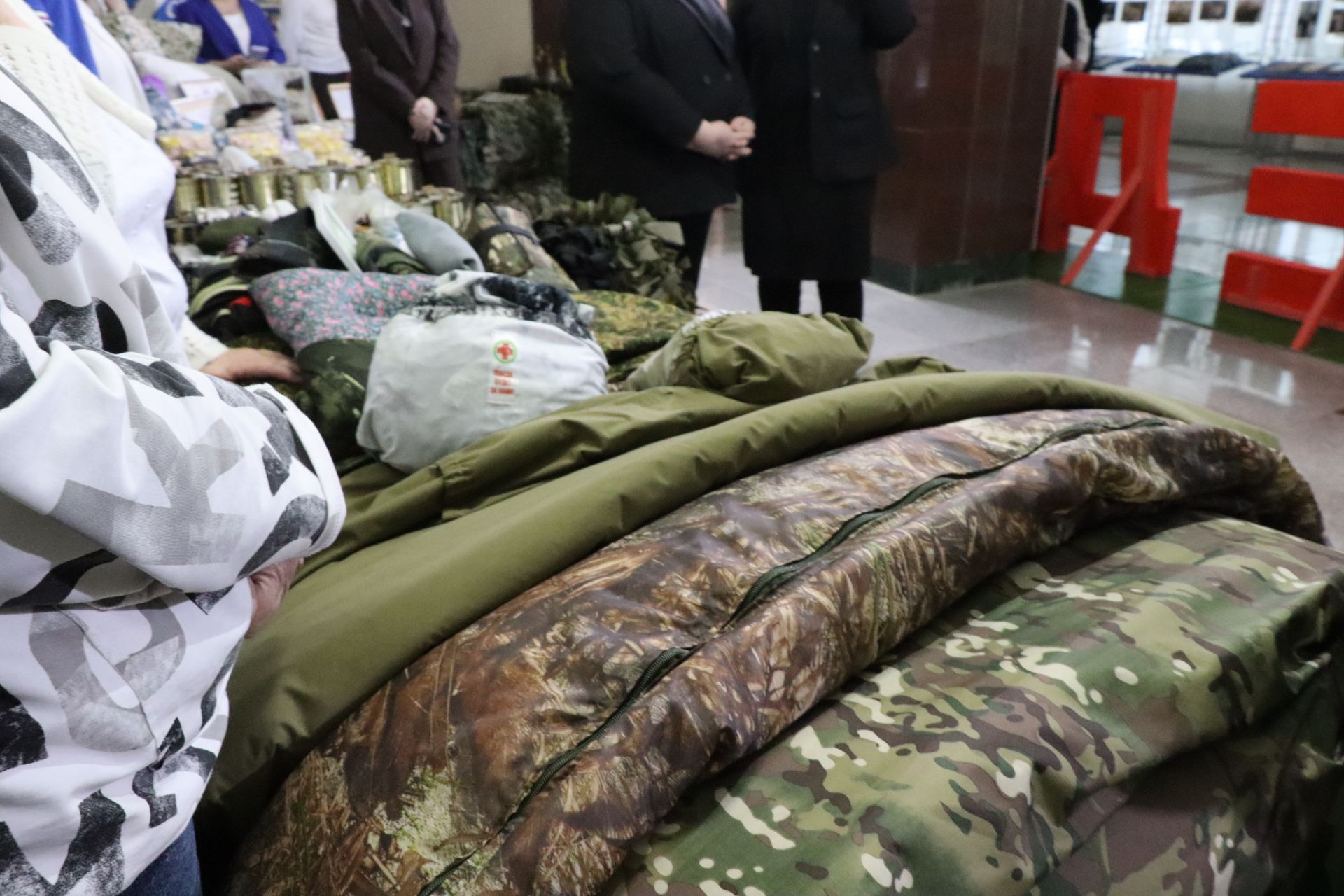 К итоговой сессии Совета района нурлатцы развернули масштабную выставку, посвященную достижениям района