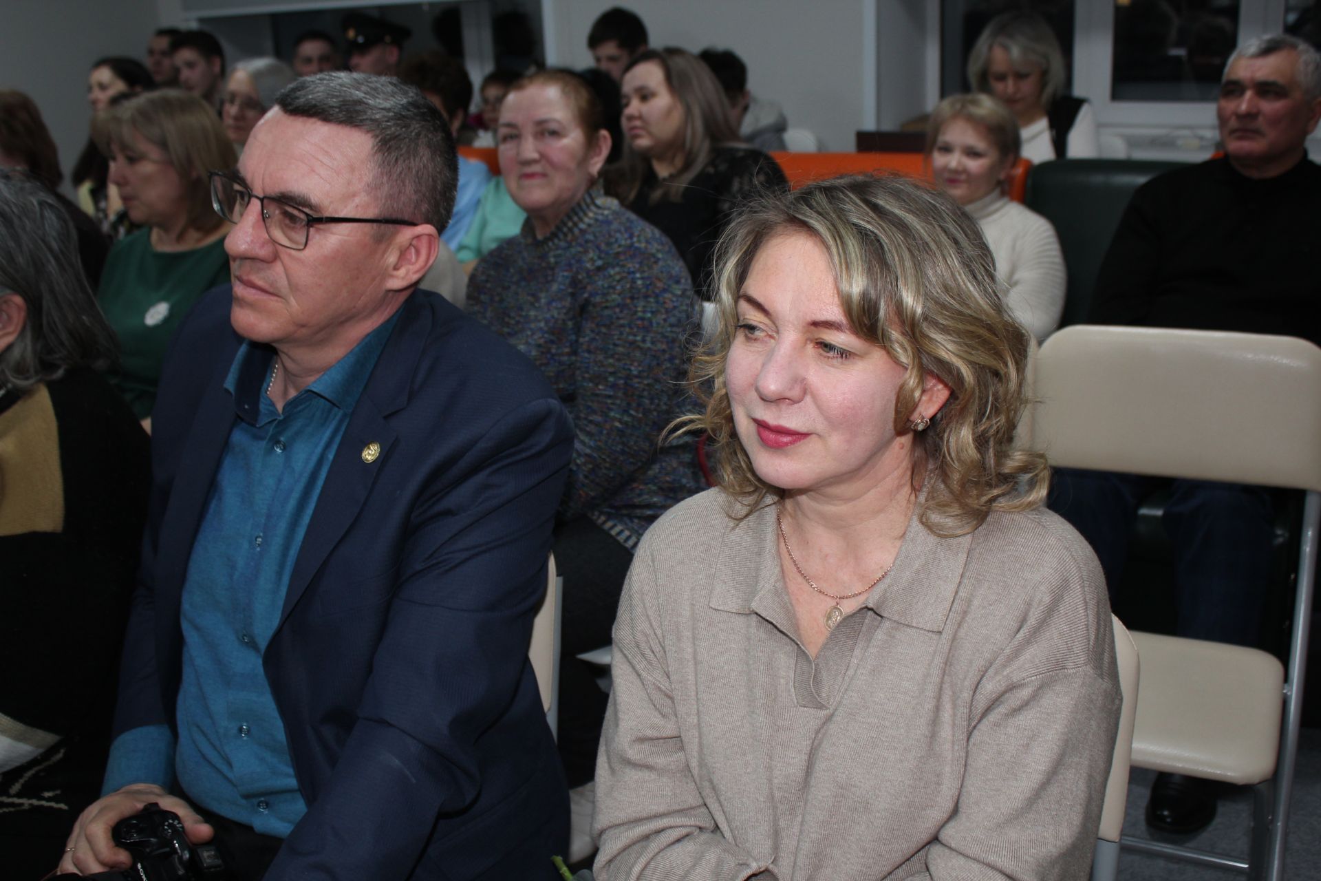 «Возвращайся с победой, родной!»: В Нурлате прошла презентация нового сборника стихов Маргариты Литта