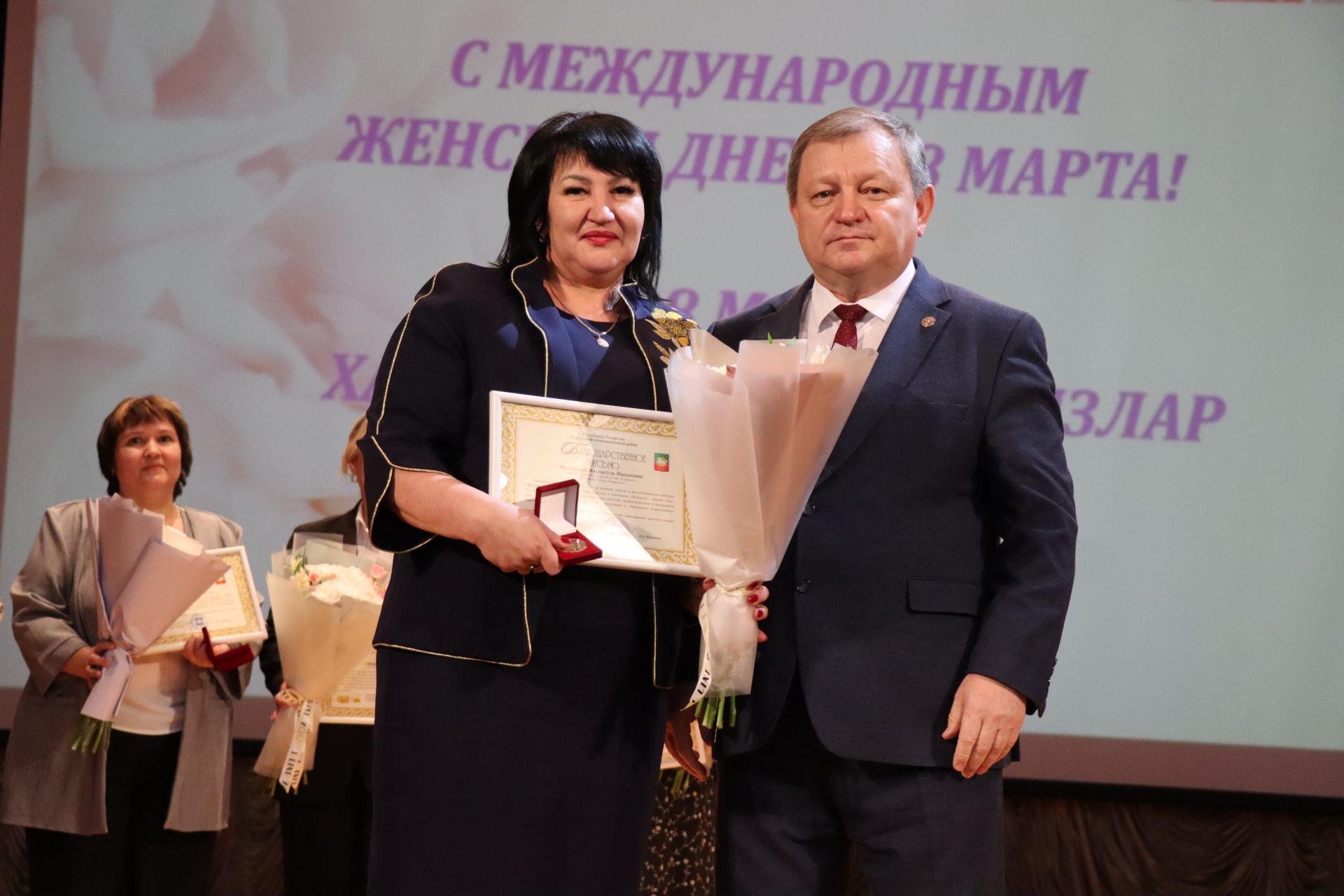 Праздник весны, красоты и материнства: в Нурлате прошло торжество в честь 8 Марта (+ фоторепортаж)
