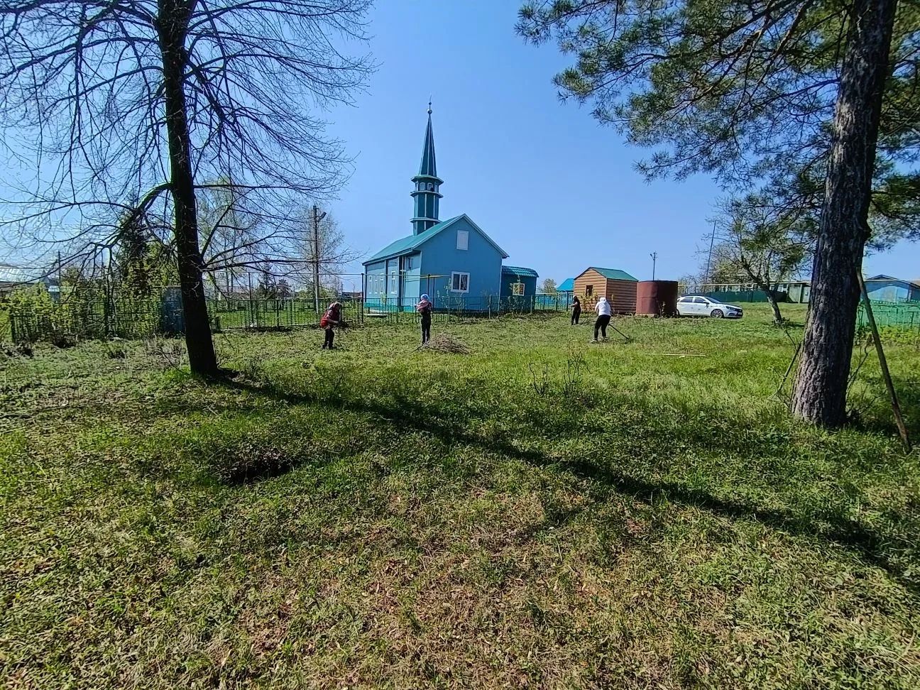 В Урняке привели в порядок мемориал к 9 Мая