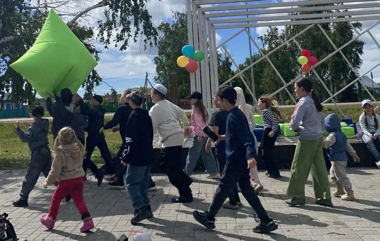 Киекле авылы мәдәният йортында Балалар көне күңелле билгеләп үтелде