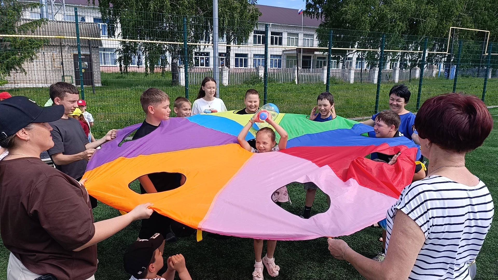 В «Патриоте» день эрудитов, красок и командных игр
