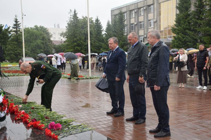 Нурлатта Хәтер һәм кайгы көненә багышланган митинг узды