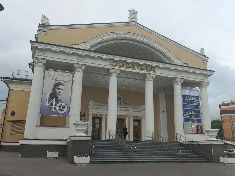 Как детские сады «Алсу» и «Сказка» съездили в театр Габдуллы Кариева бесплатно
