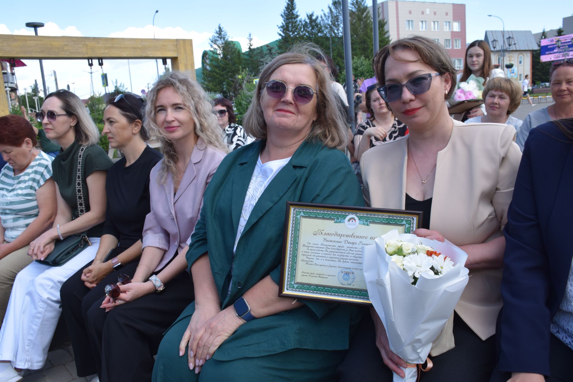 В Нурлате чествовали социальных работников (фоторепортаж)