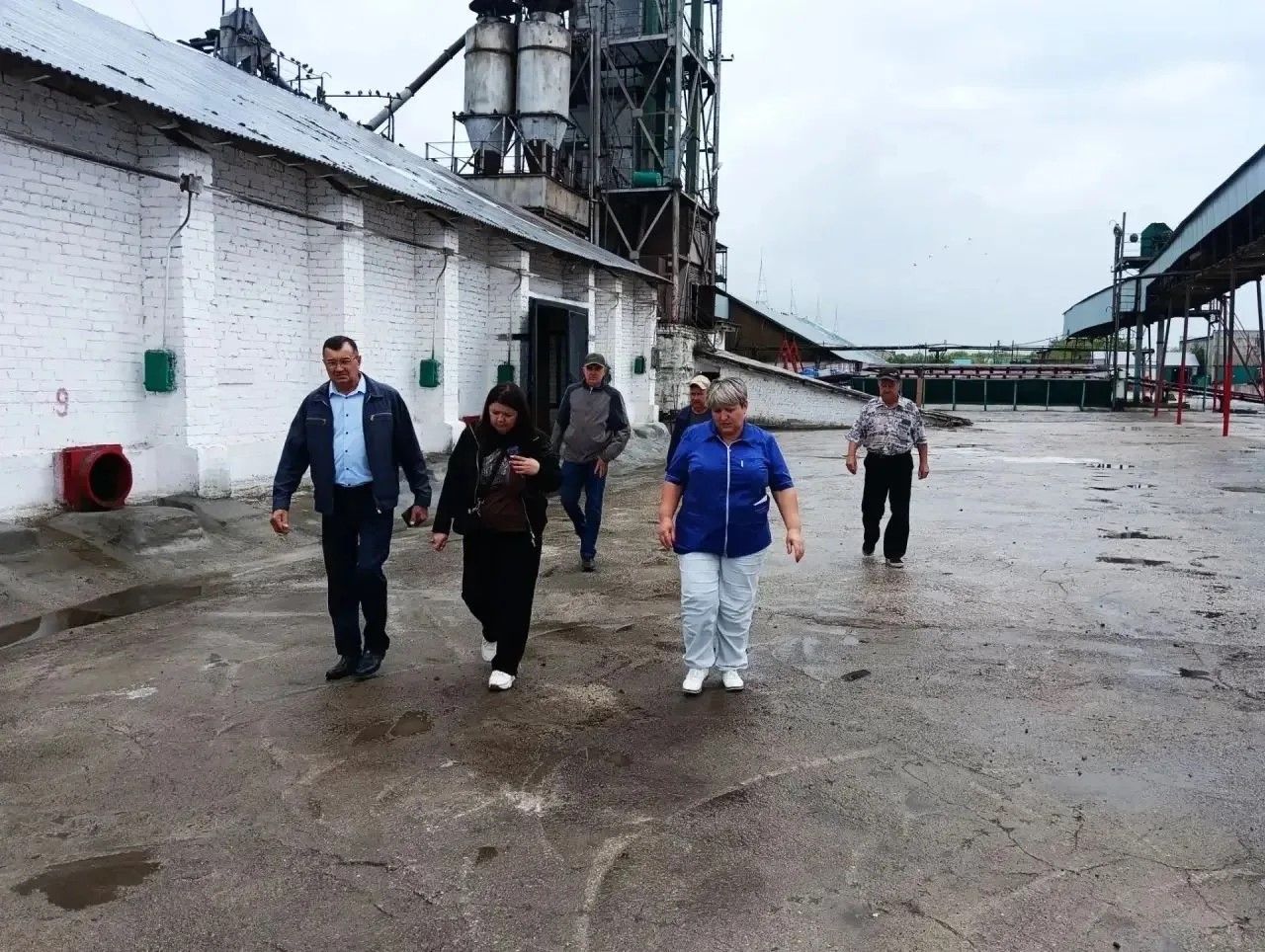 Комиссия проверила готовность нурлатских элеваторов к приему зерна-2026