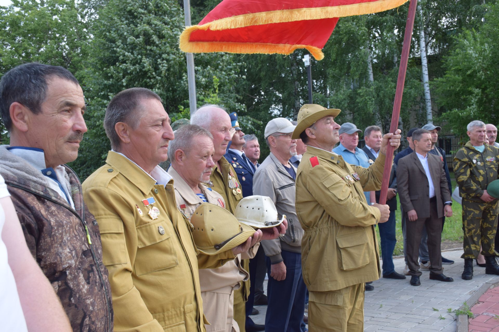 В Нурлате широко отметили День ветеранов боевых действий (+ фоторепортаж)