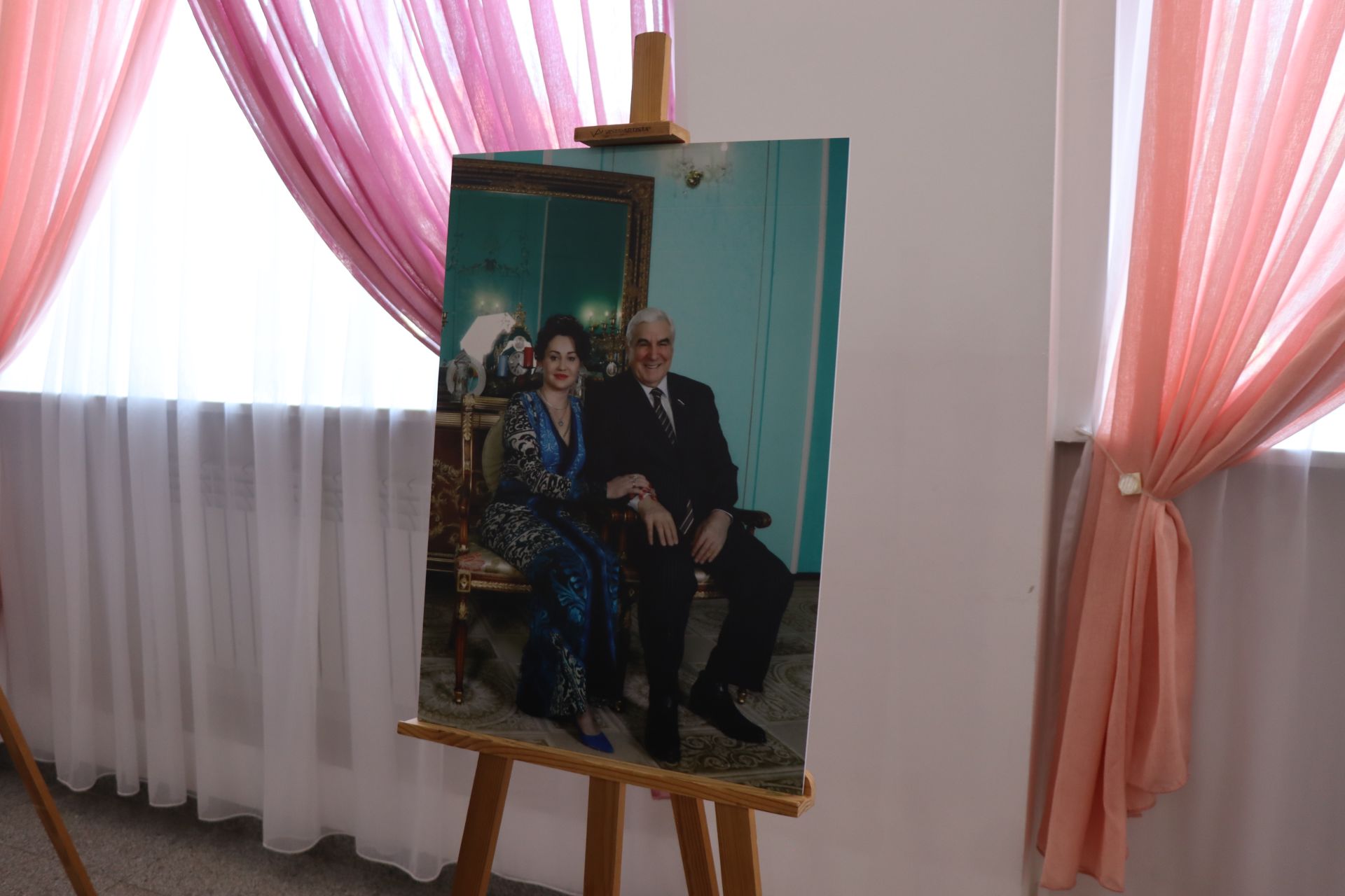 В Нурлате прошел вечер памяти Фатиха Сибагатуллина: летопись эпохи легендарного руководителя