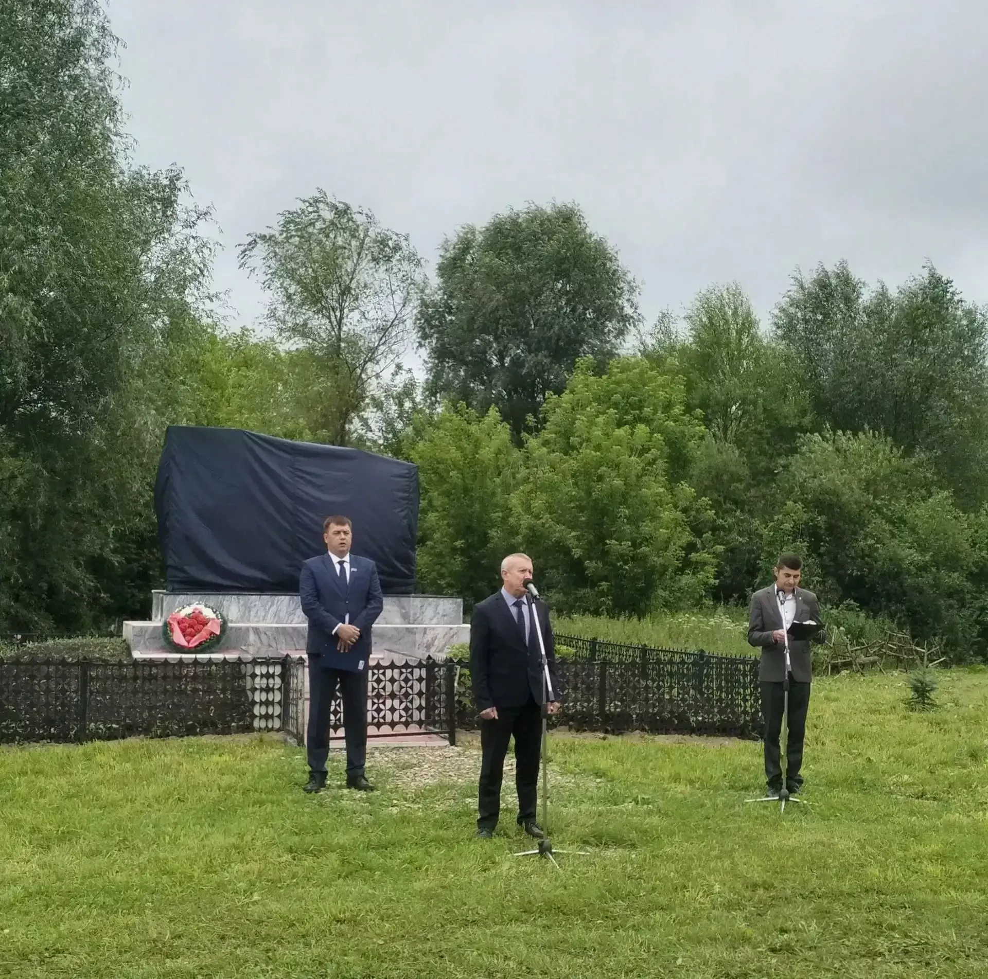 Берлек-Михайловкада геройлар истәлегенә куелган һәйкәл реставрациядән соң ачылды