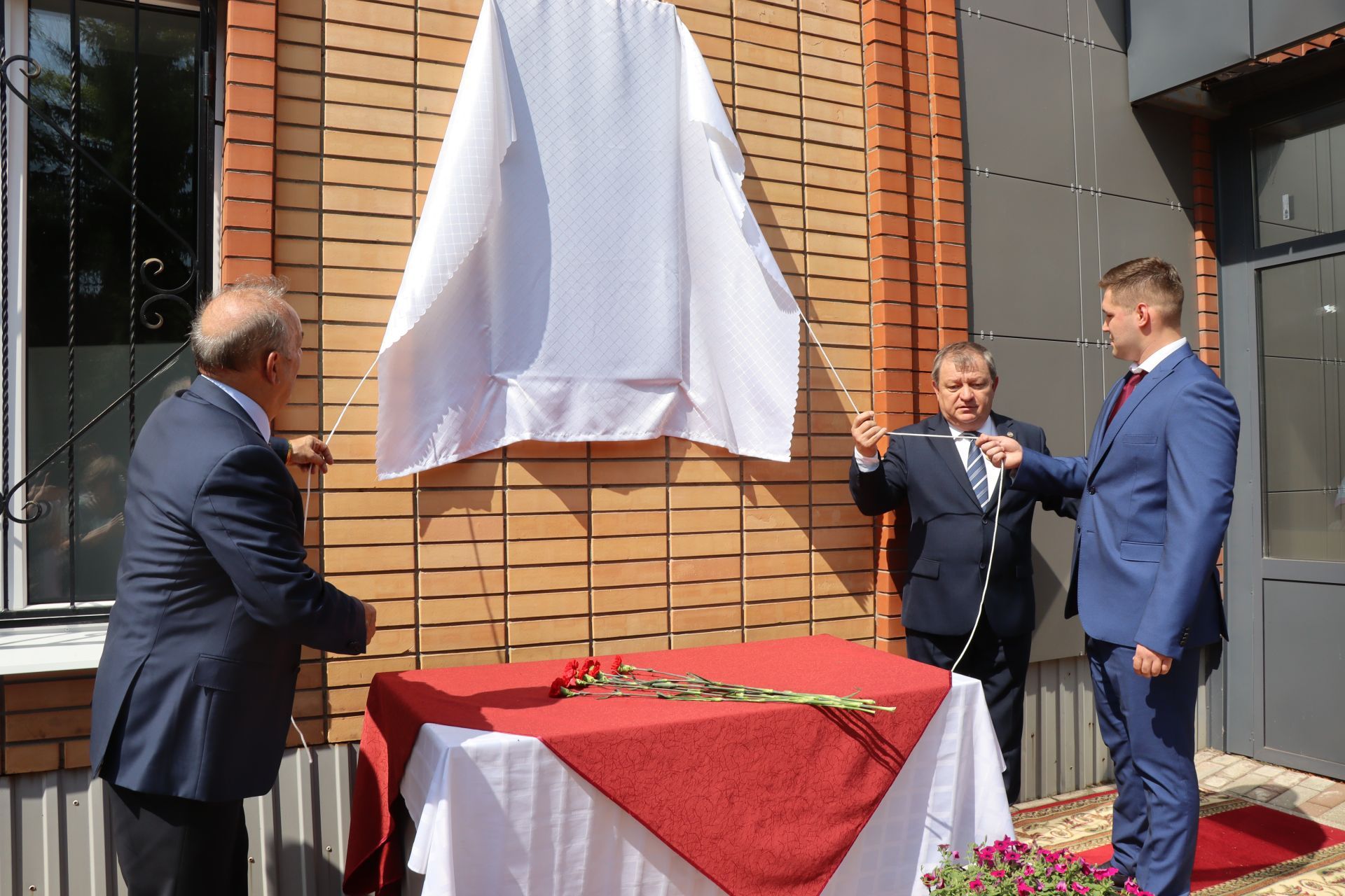 Нурлатта Фатыйх Сибагатуллин истәлегенә мемориаль такта ачтылар