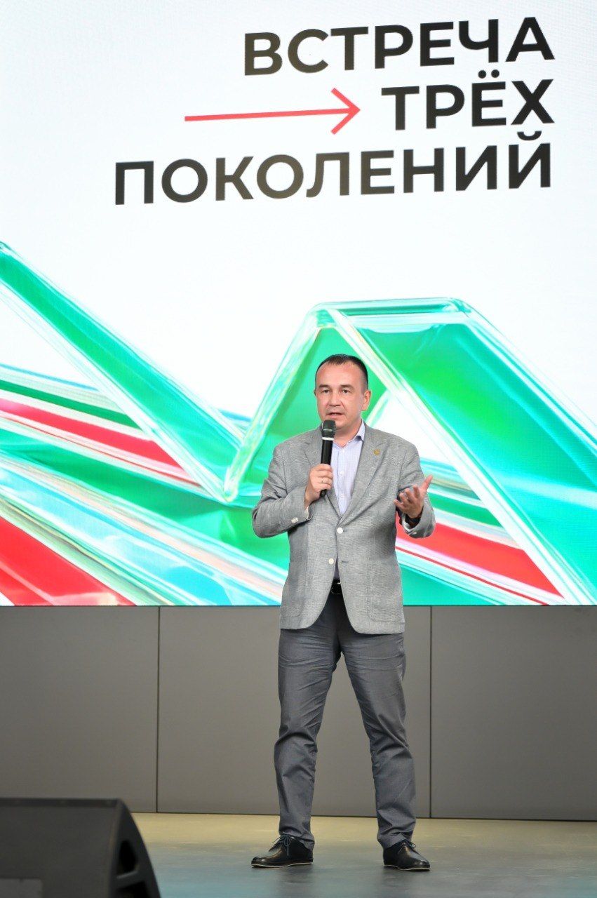 В «Татнефти» стартовали традиционные «Встречи трёх поколений»